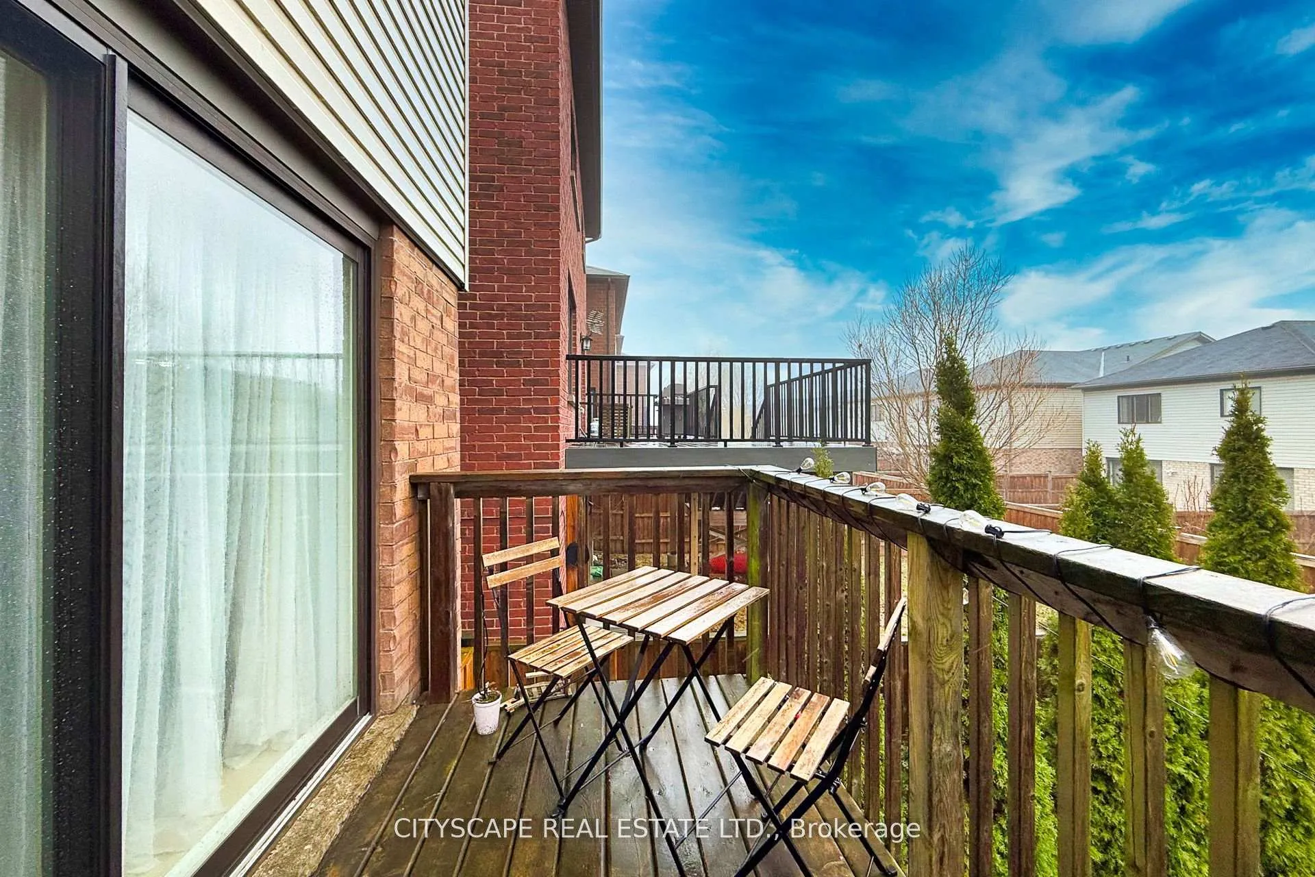 Photo 43 of 121 Crafter Crescent, Hamilton, Stoney Creek — HOMEH