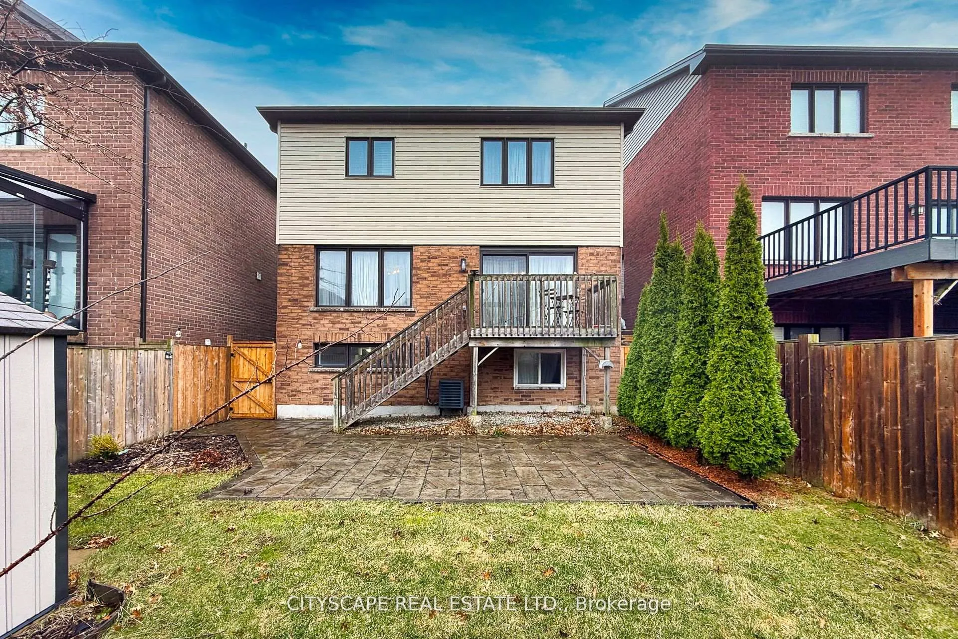 Photo 49 of 121 Crafter Crescent, Hamilton, Stoney Creek — HOMEH