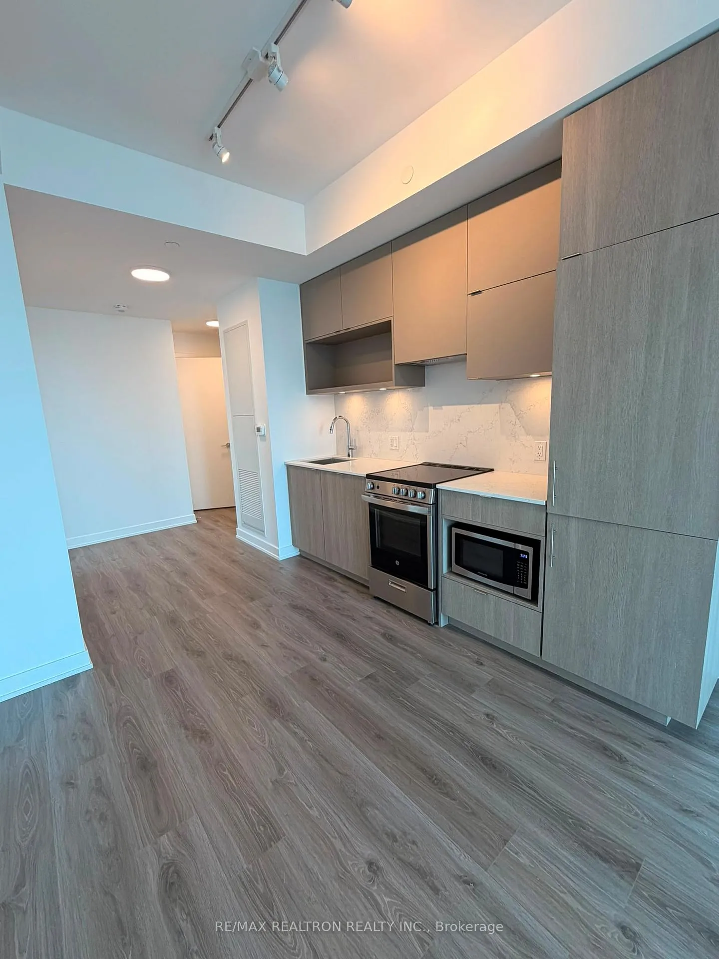 Photo 8 of Unit 2611, 100 Queen Street E, Toronto, Church-Yonge Corridor — HOMEH