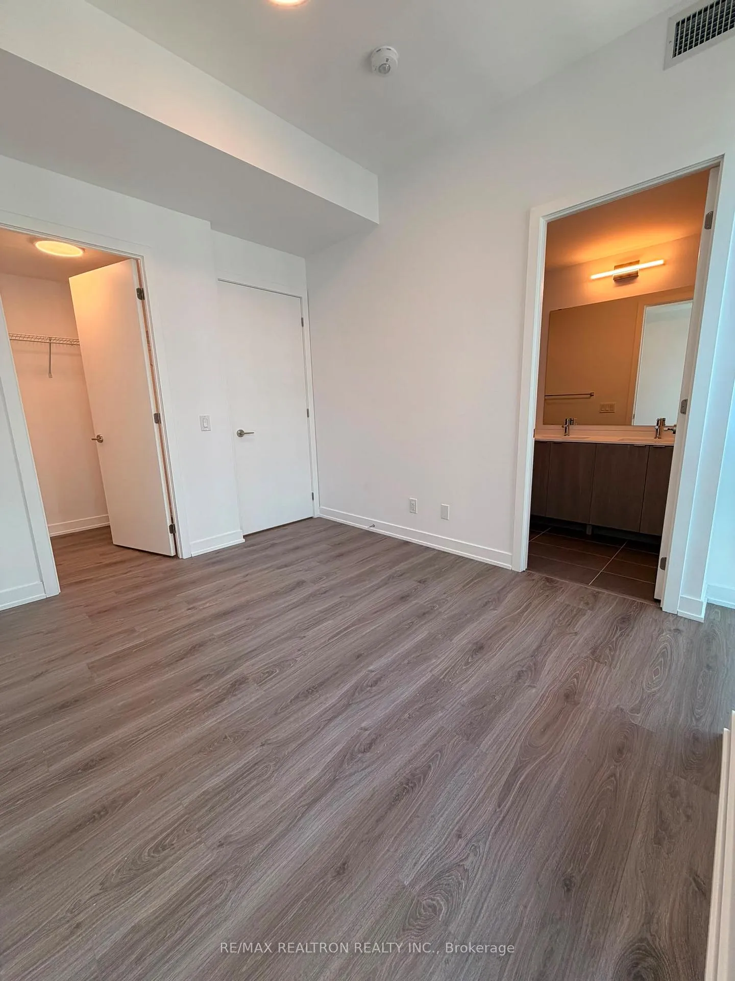 Photo 19 of Unit 2611, 100 Queen Street E, Toronto, Church-Yonge Corridor — HOMEH