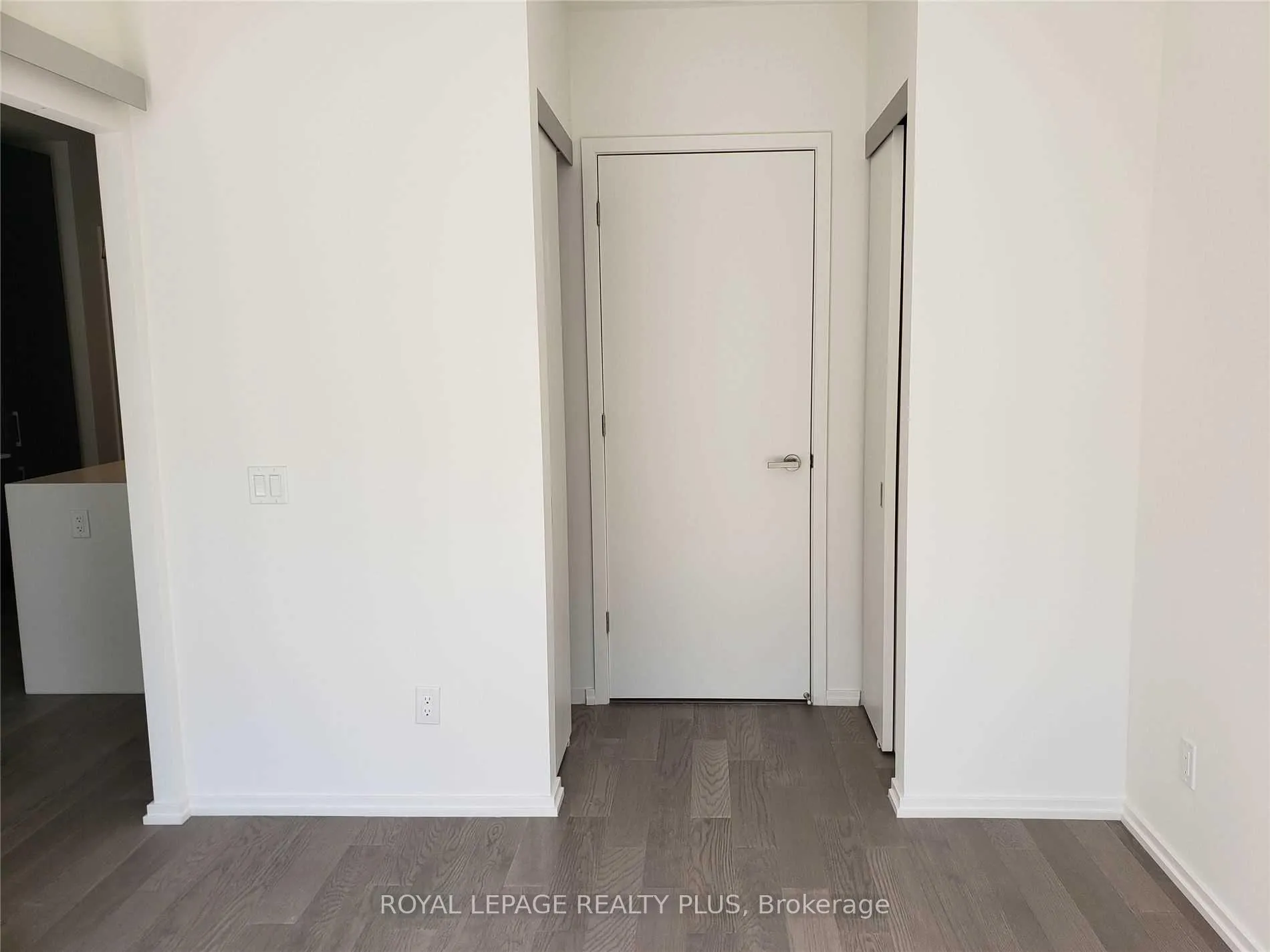 Photo 7 of Unit 1201, 5 Soudan Avenue, Toronto, Mount Pleasant West — HOMEH