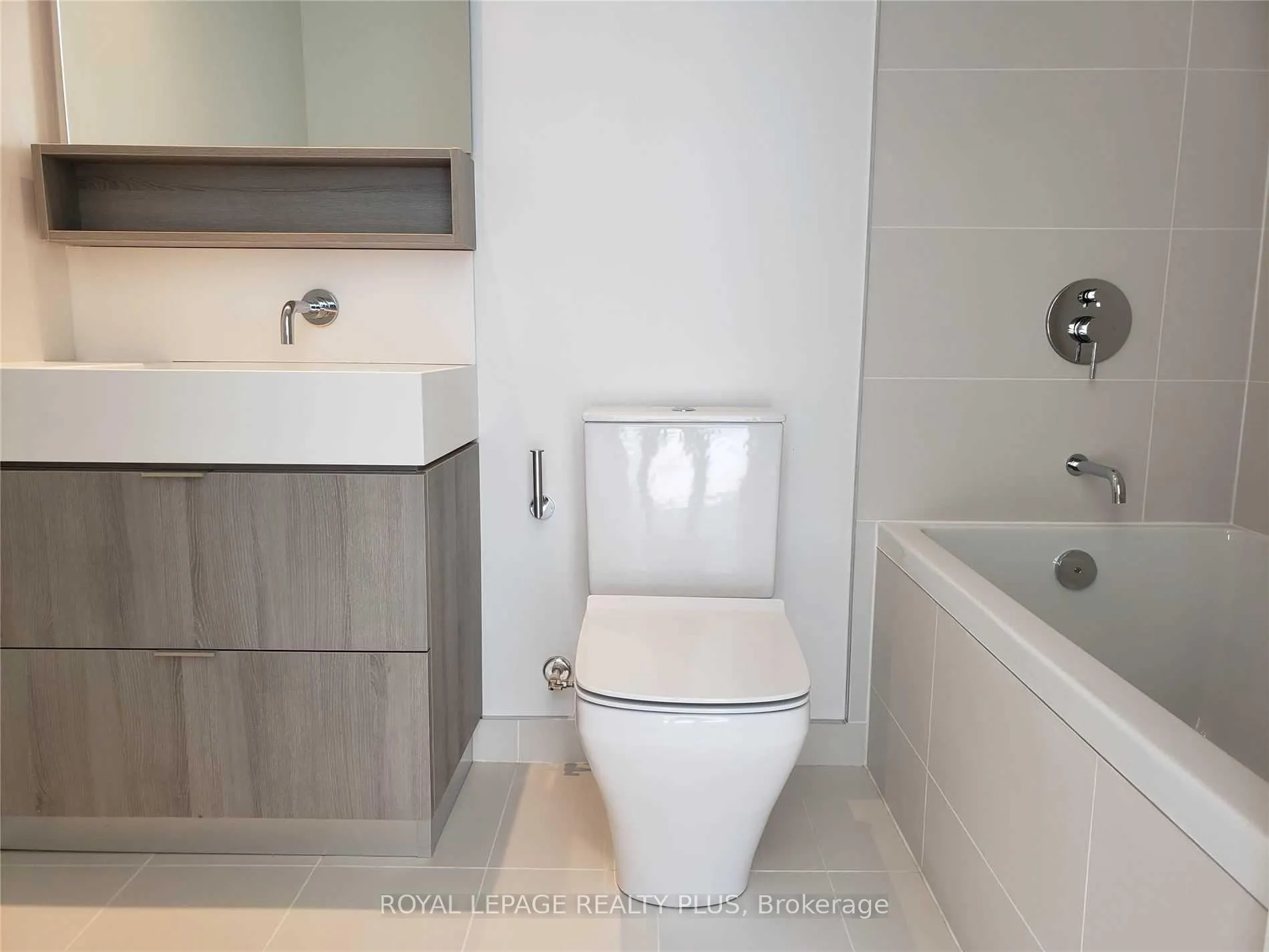 Photo 14 of Unit 1201, 5 Soudan Avenue, Toronto, Mount Pleasant West — HOMEH