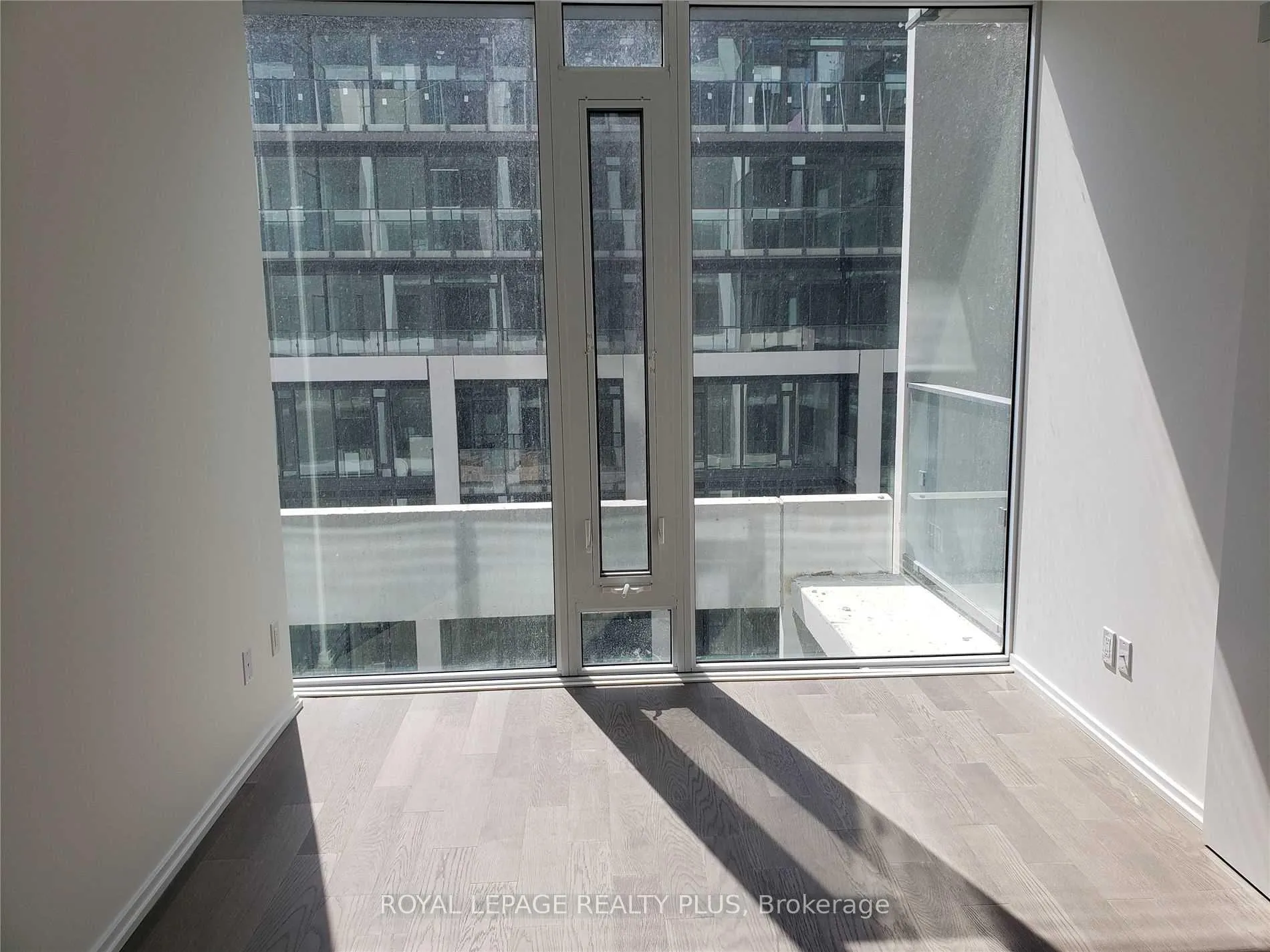 Photo 19 of Unit 1201, 5 Soudan Avenue, Toronto, Mount Pleasant West — HOMEH