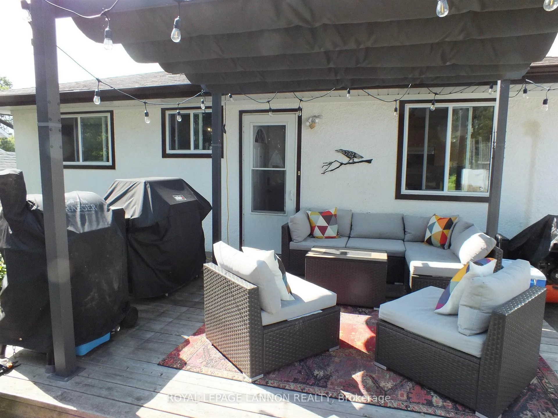 Photo 3 of 332 Erle Street, Thunder Bay, Current River — HOMEH