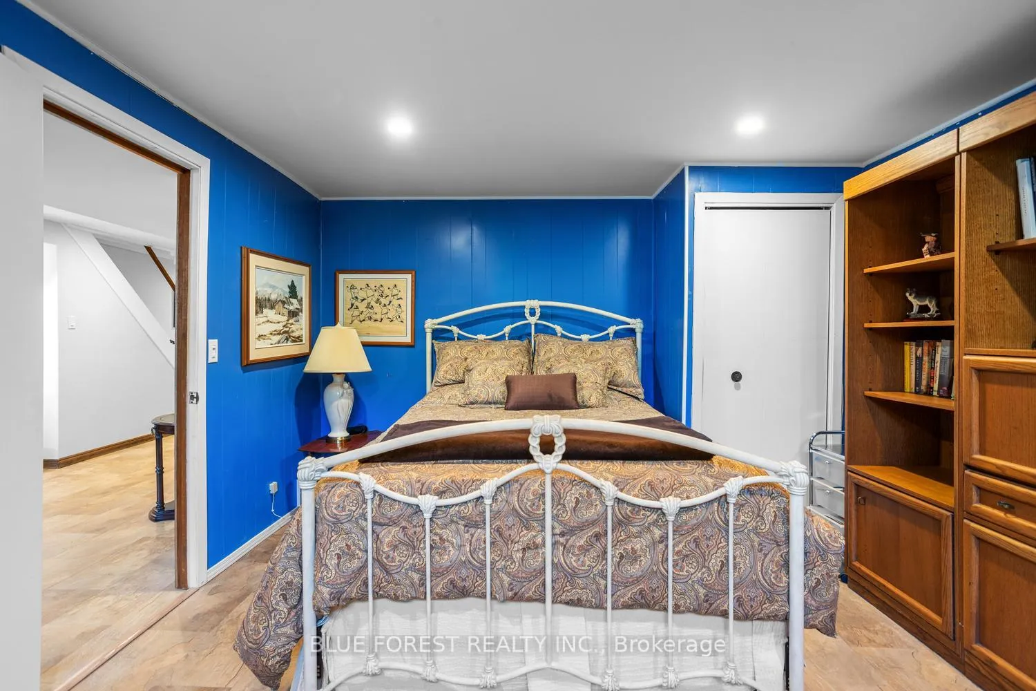 Photo 45 of 180 Camden Crescent, London, North G — HOMEH