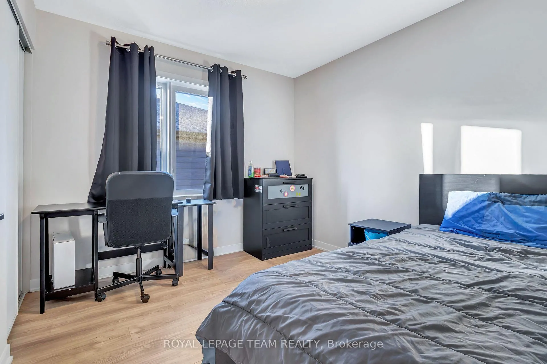 Photo 14 of 916 Parnian Private, Ottawa, Barrhaven - Half Moon Bay — HOMEH