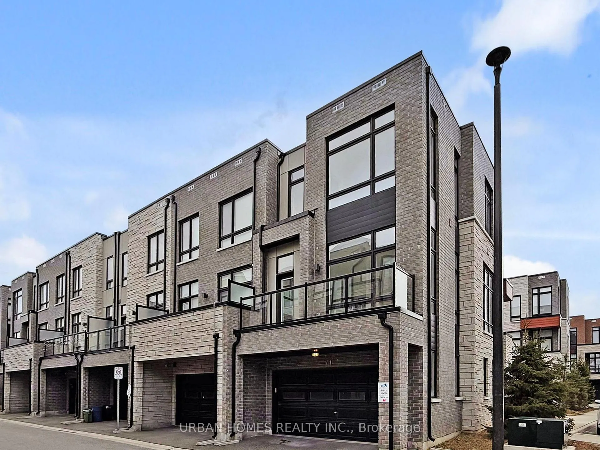 Photo 41 of 41 Gerussi Street, Vaughan, Vellore Village — HOMEH