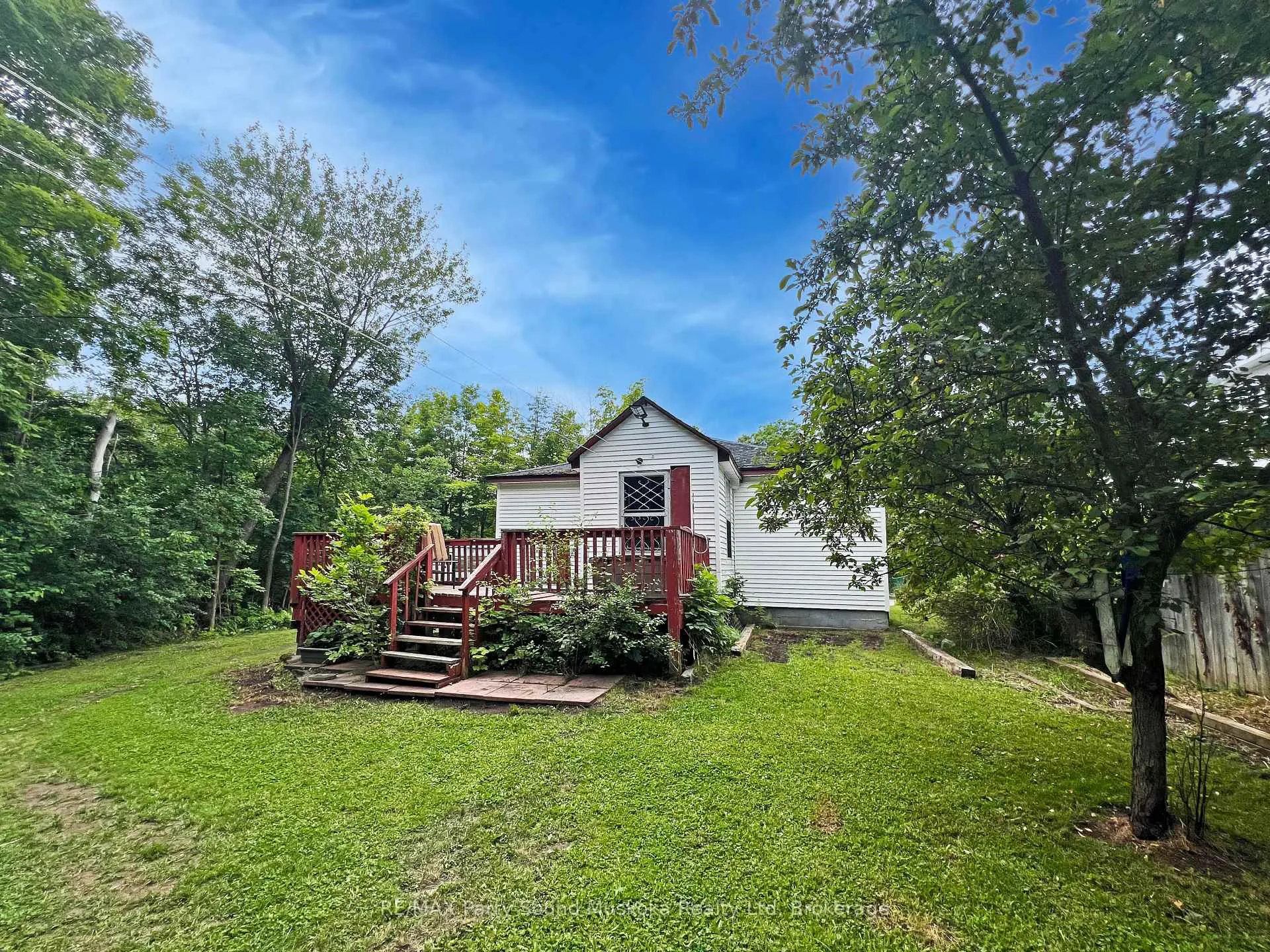 Photo 29 of 11 Adelaide Street, Parry Sound — HOMEH