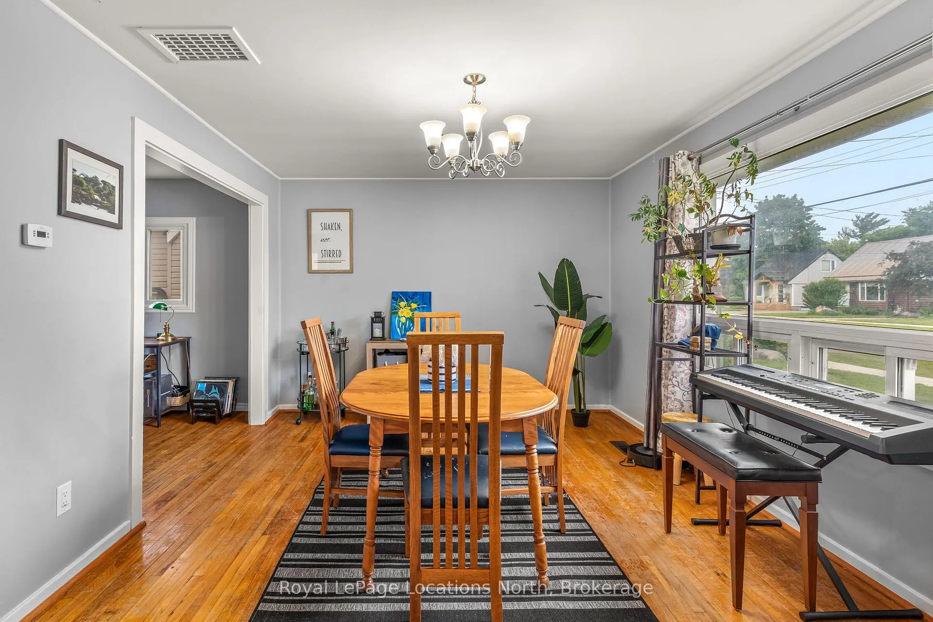 Photo 7 of 520 Maple Street, Collingwood — HOMEH