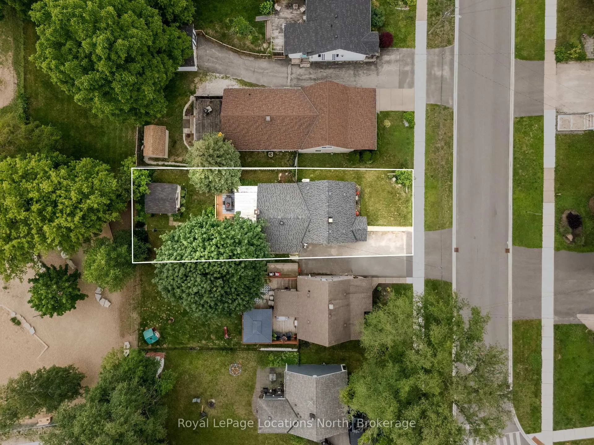 Photo 35 of 520 Maple Street, Collingwood — HOMEH