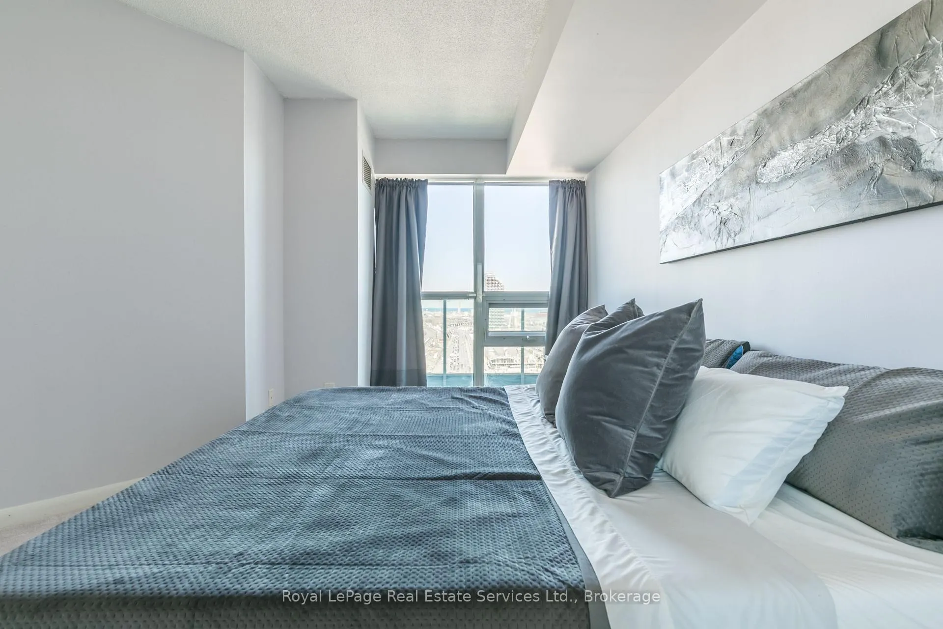Photo 11 of Unit 2907, 18 Yonge Street, Toronto, Waterfront Communities — HOMEH