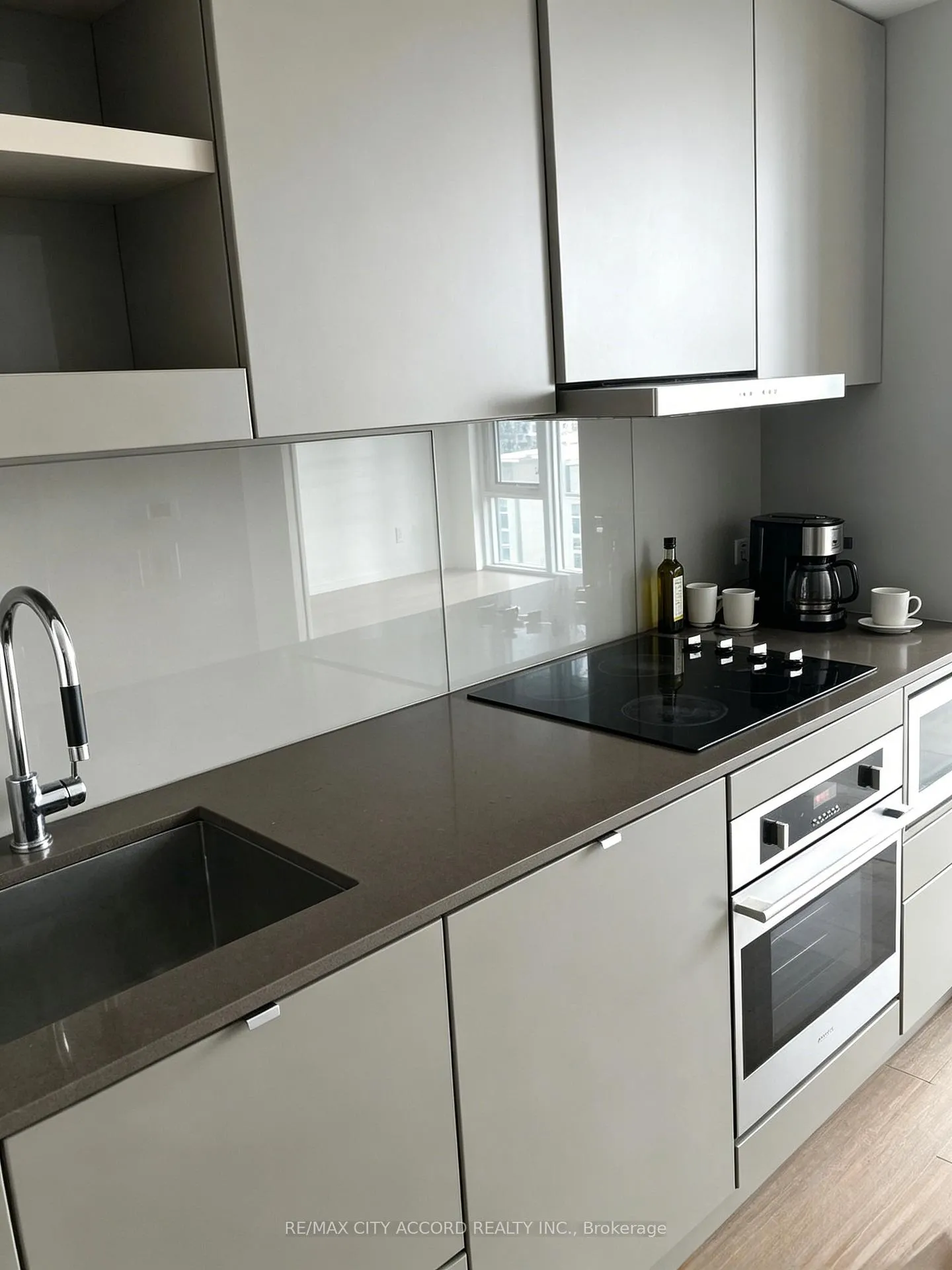 Photo 5 of Unit 2010, 101 Peter Street, Toronto, Waterfront Communities — HOMEH
