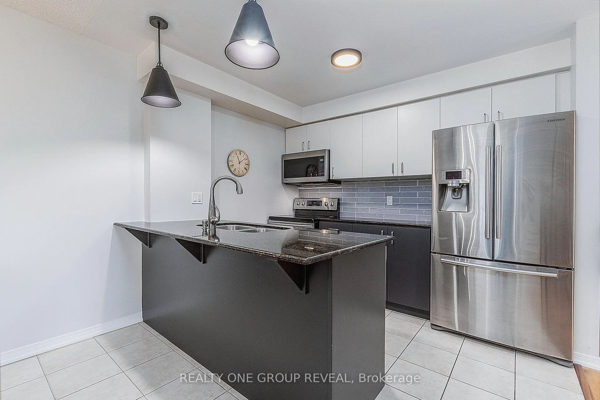 Photo 2 of Unit 212, 61 Clarington Boulevard, Clarington, Bowmanville — HOMEH