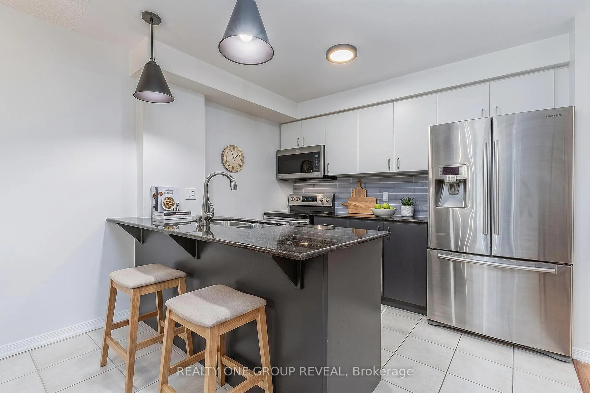 Photo 5 of Unit 212, 61 Clarington Boulevard, Clarington, Bowmanville — HOMEH