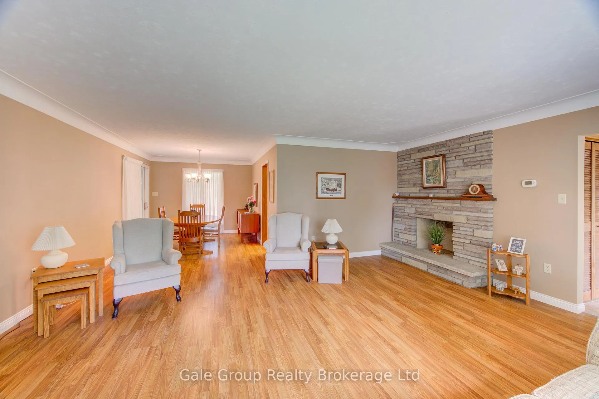 Photo 9 of 74 Pine Street W, Aylmer — HOMEH