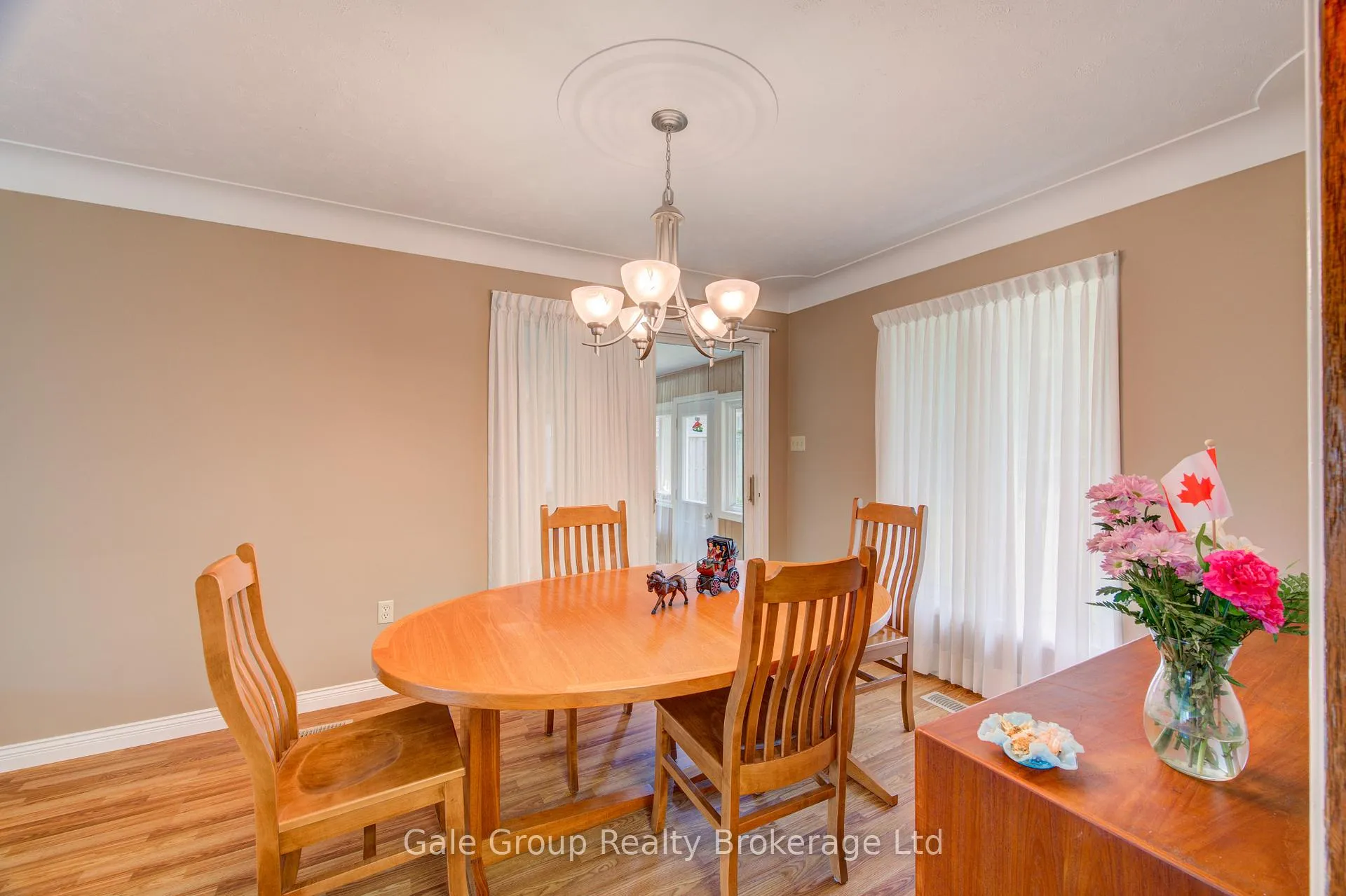 Photo 12 of 74 Pine Street W, Aylmer — HOMEH