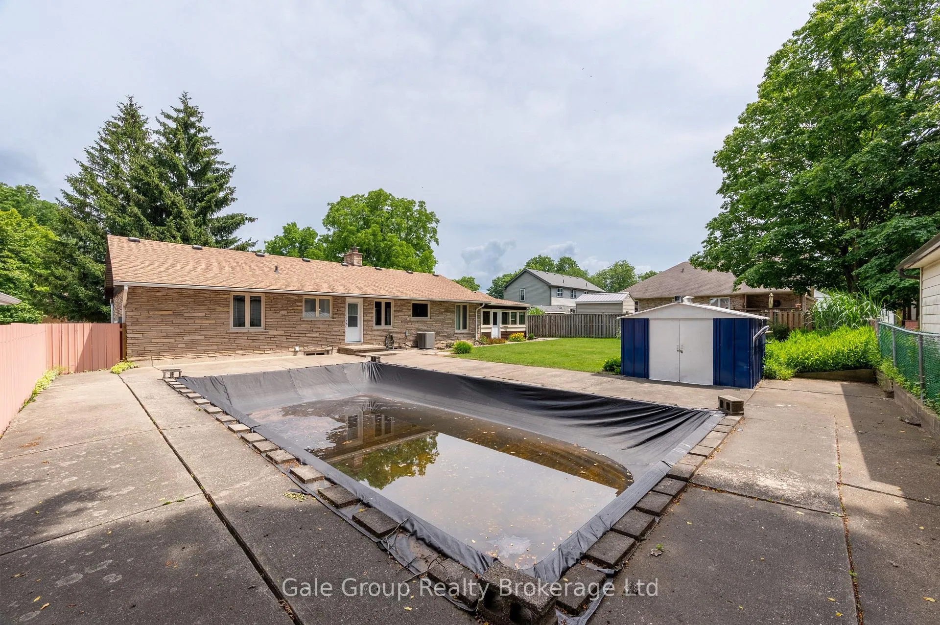 Photo 44 of 74 Pine Street W, Aylmer — HOMEH