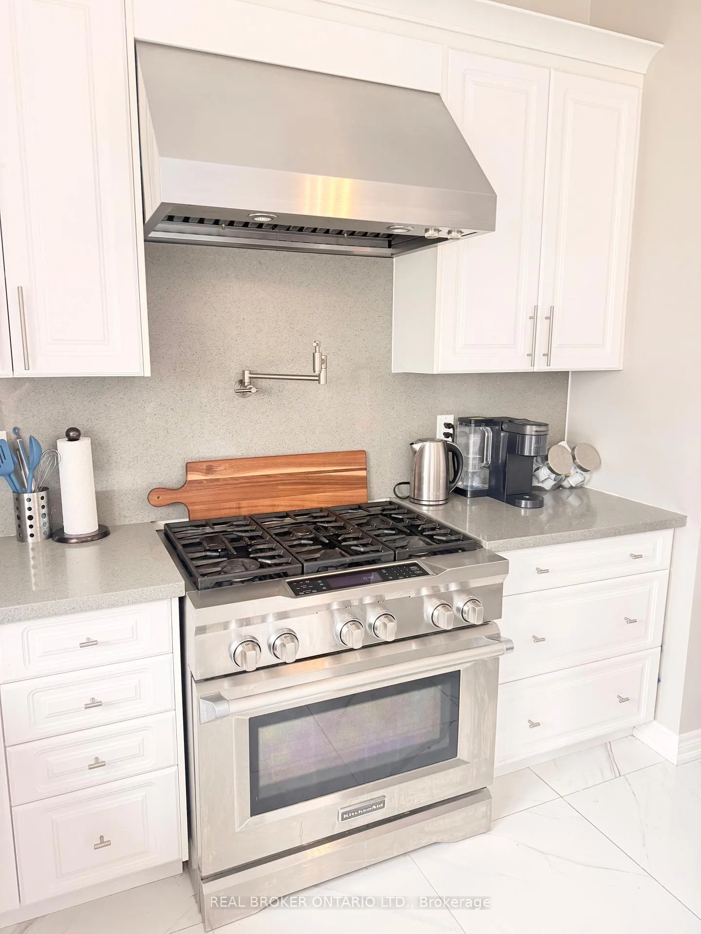 Photo 35 of 100 Trail Boulevard, Springwater, Centre Vespra — HOMEH