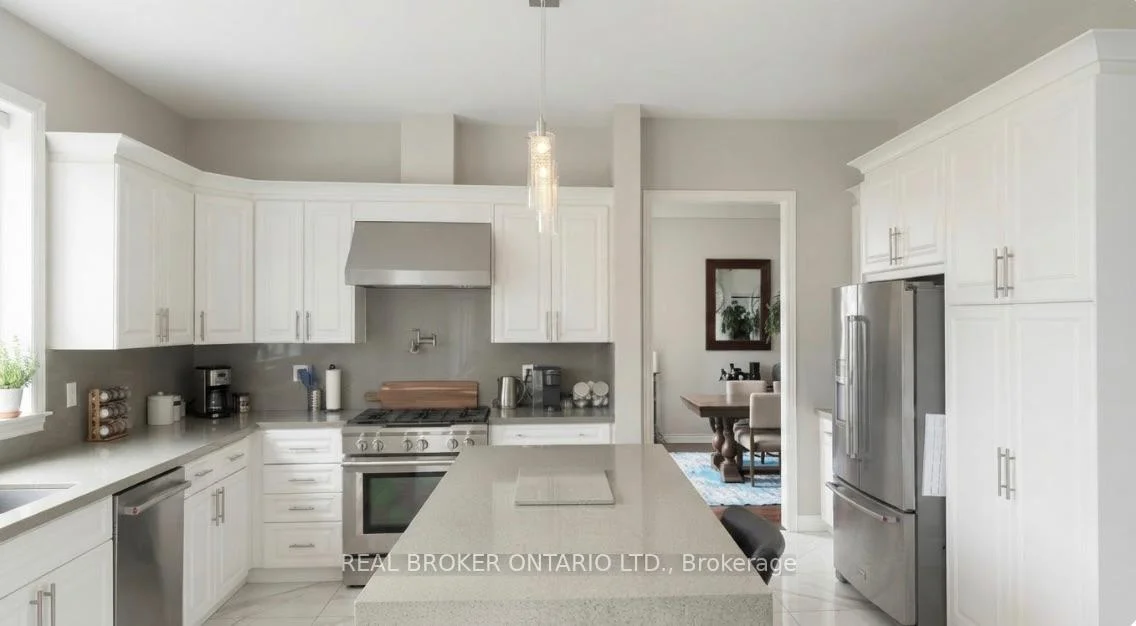 Photo 13 of 100 Trail Boulevard, Springwater, Centre Vespra — HOMEH