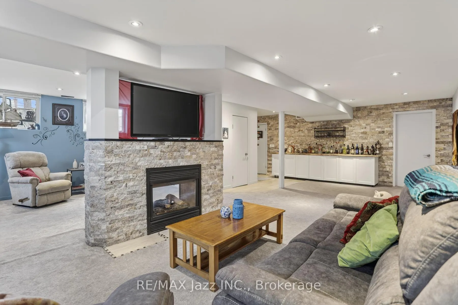 Photo 12 of 1206 Belvedere Avenue, Oshawa, Donevan — HOMEH