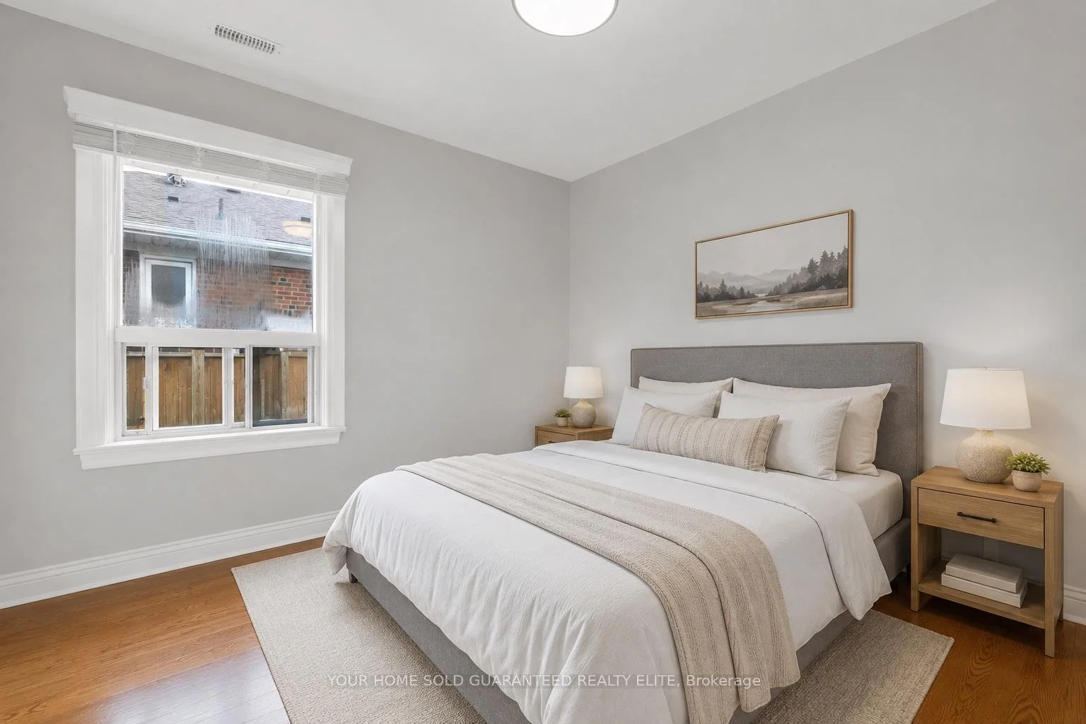 Photo 16 of 22 North Heights Road, Etobicoke, Princess-Rosethorn — HOMEH