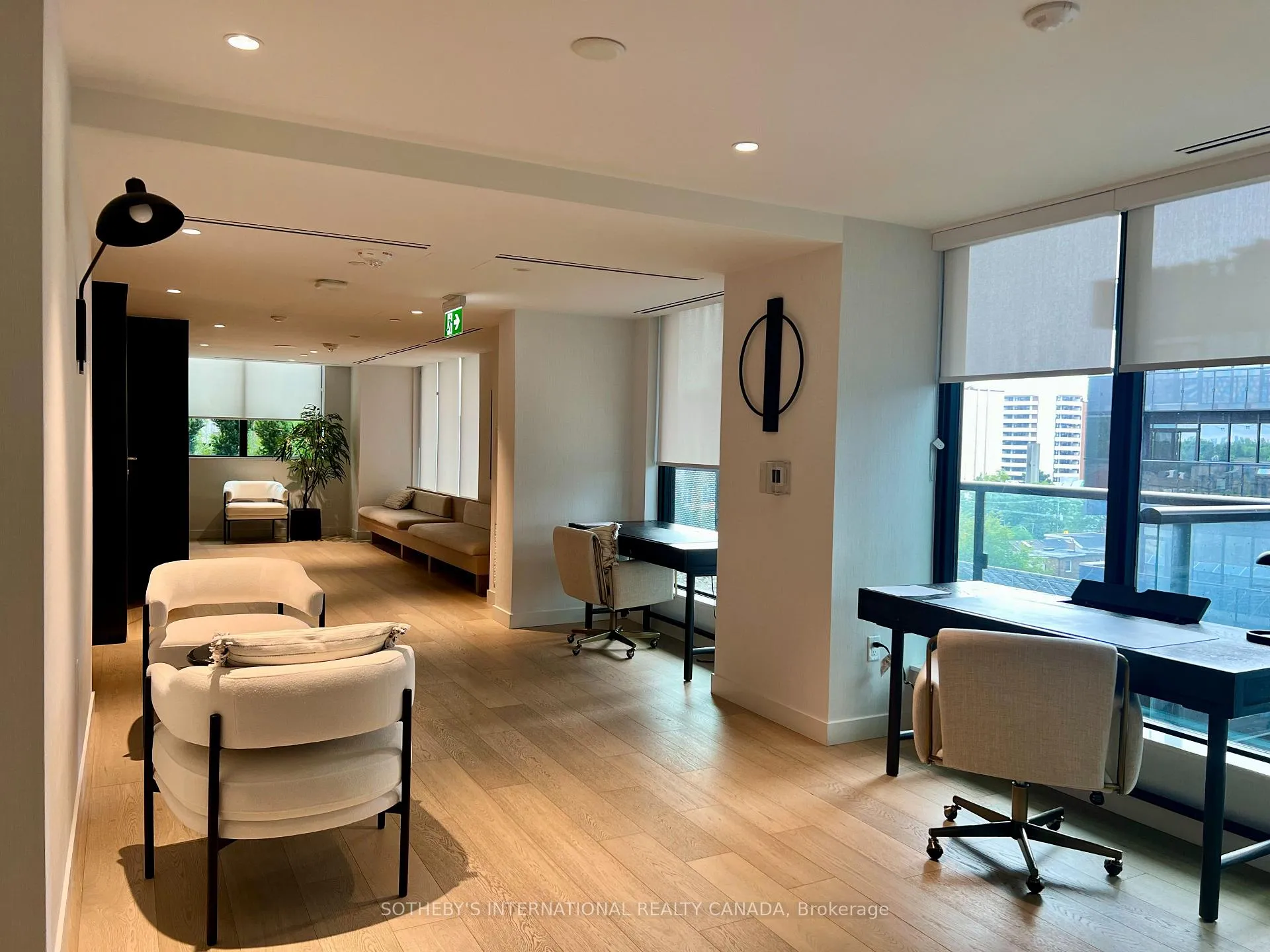 Photo 15 of Unit 404, 117 Broadway Avenue, Toronto, Mount Pleasant West — HOMEH
