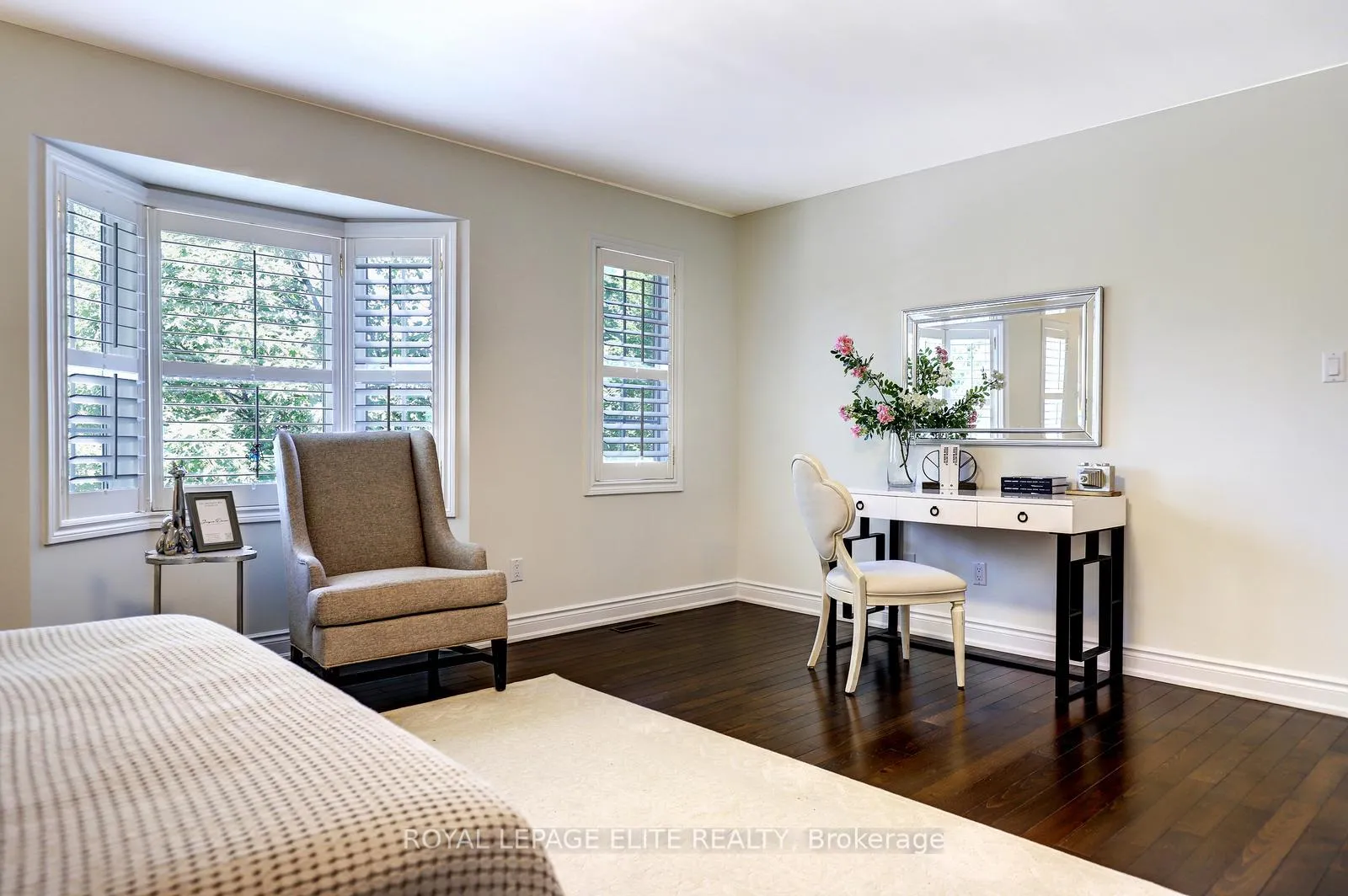 Photo 36 of 1019 Skyvalley Crescent, Oakville, West Oak Trails — HOMEH