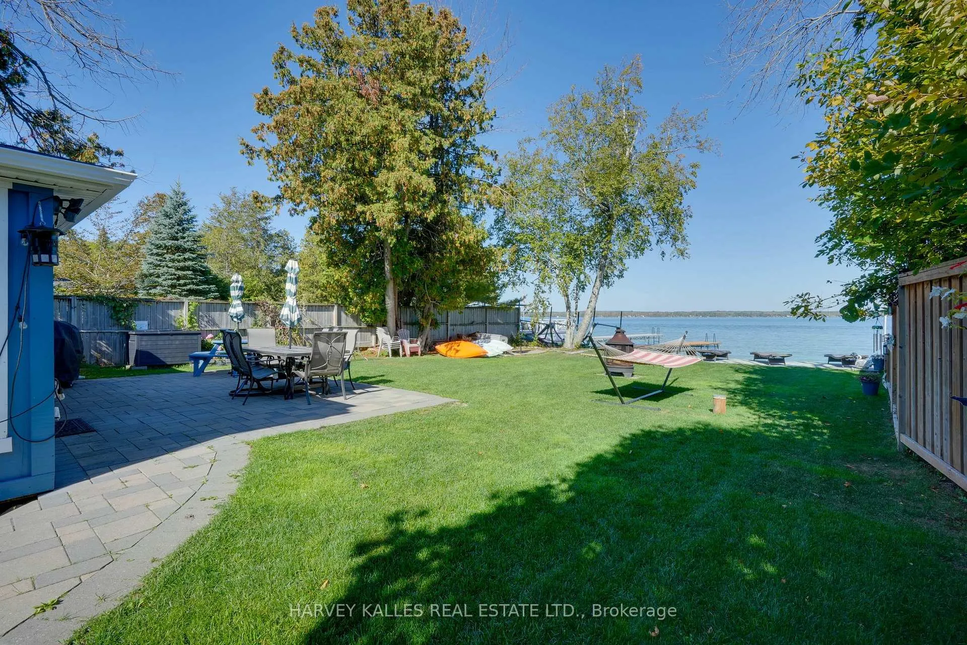 Photo 5 of 72 Lakeside Drive, Innisfil, Rural Innisfil — HOMEH