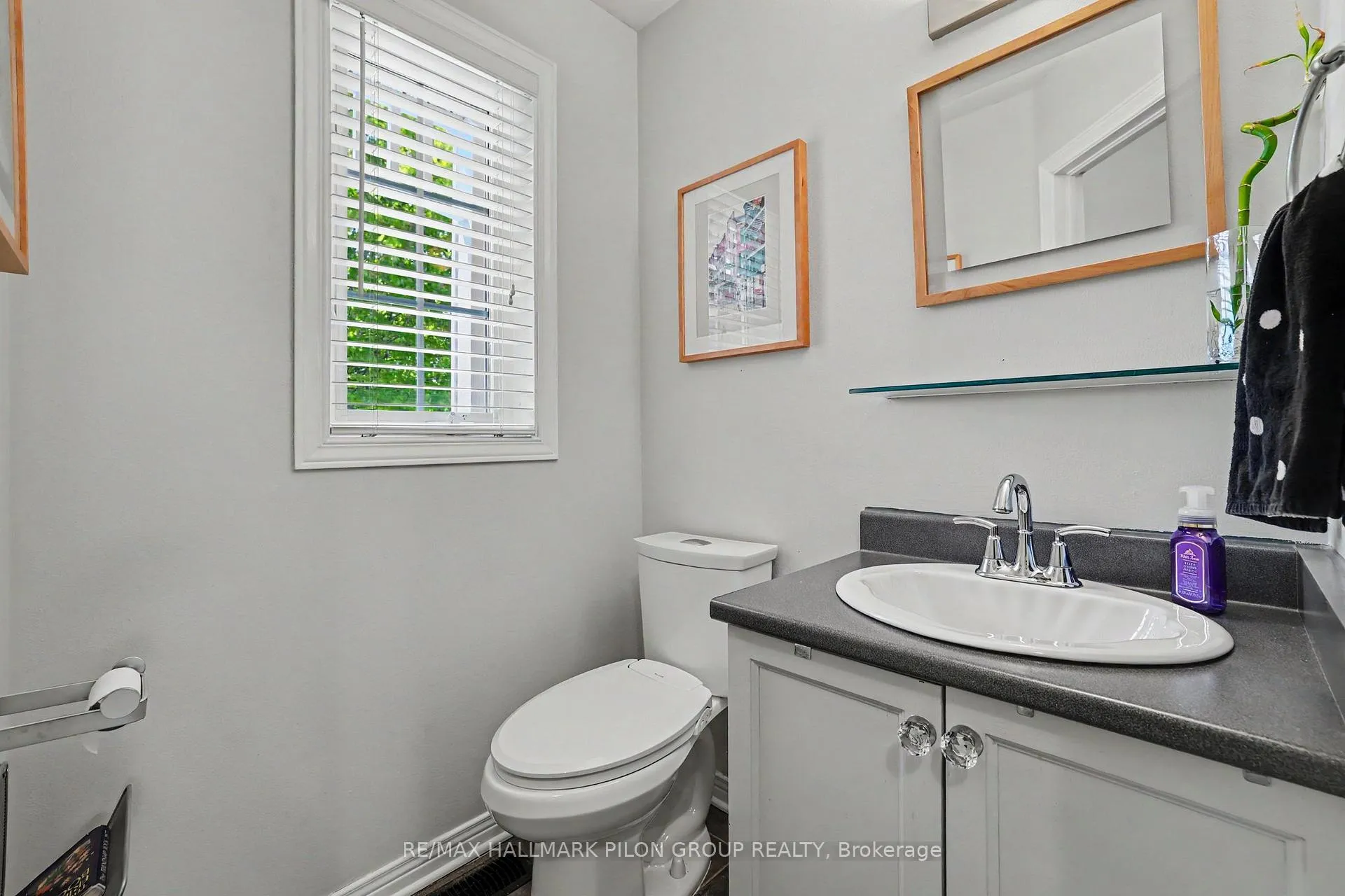 Photo 10 of 1075 Marchant Drive, Ottawa, Avalon East — HOMEH