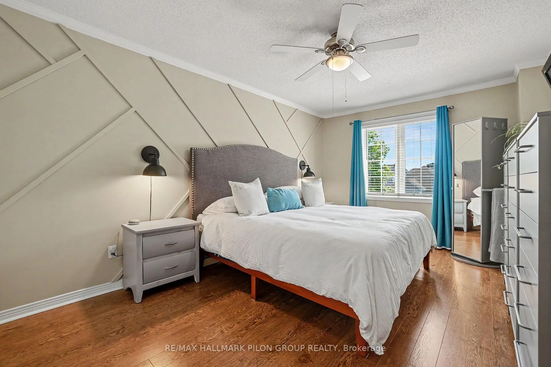 Photo 12 of 1075 Marchant Drive, Ottawa, Avalon East — HOMEH