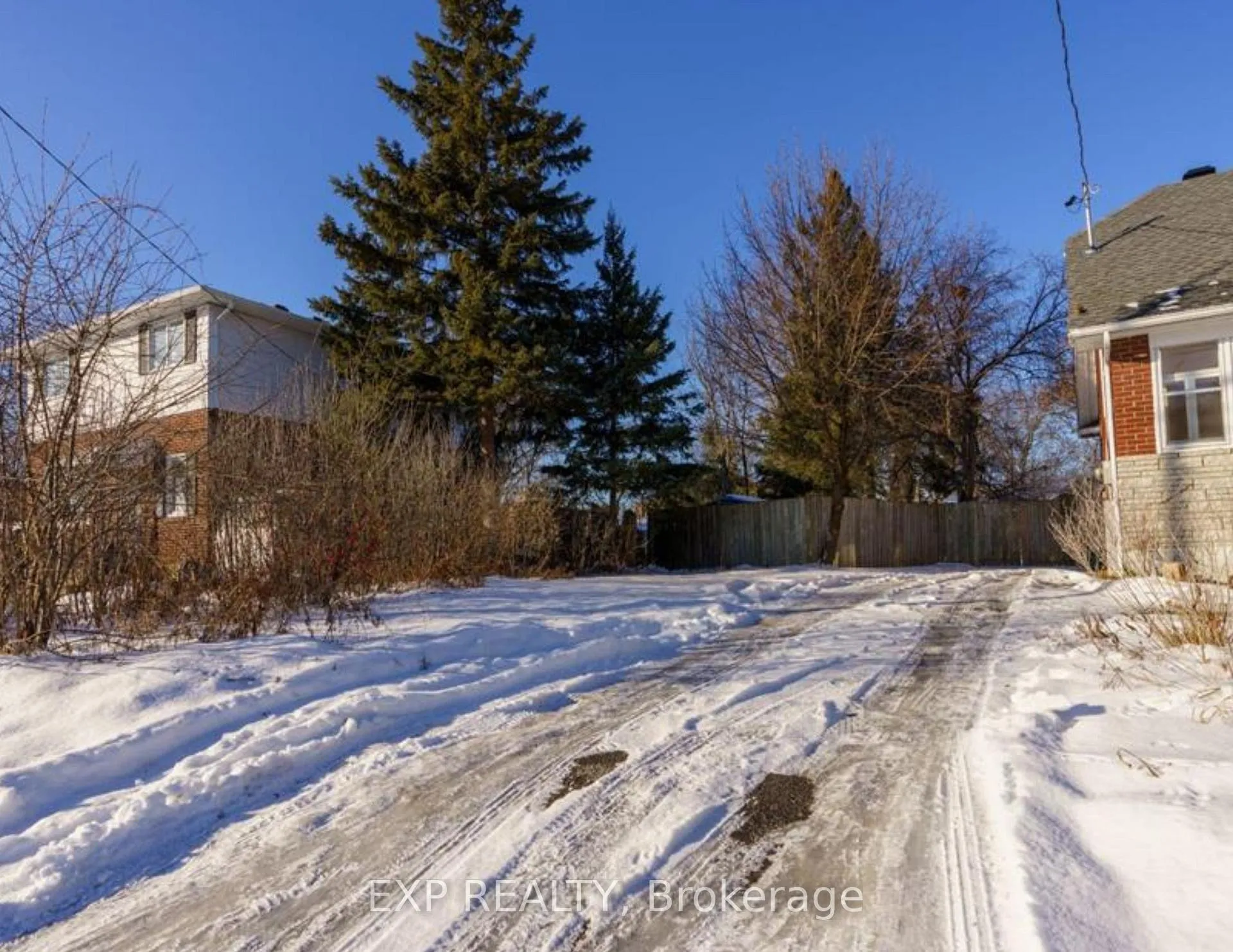 Photo 8 of 1333 Kitchener Avenue, Ottawa, Ellwood — HOMEH
