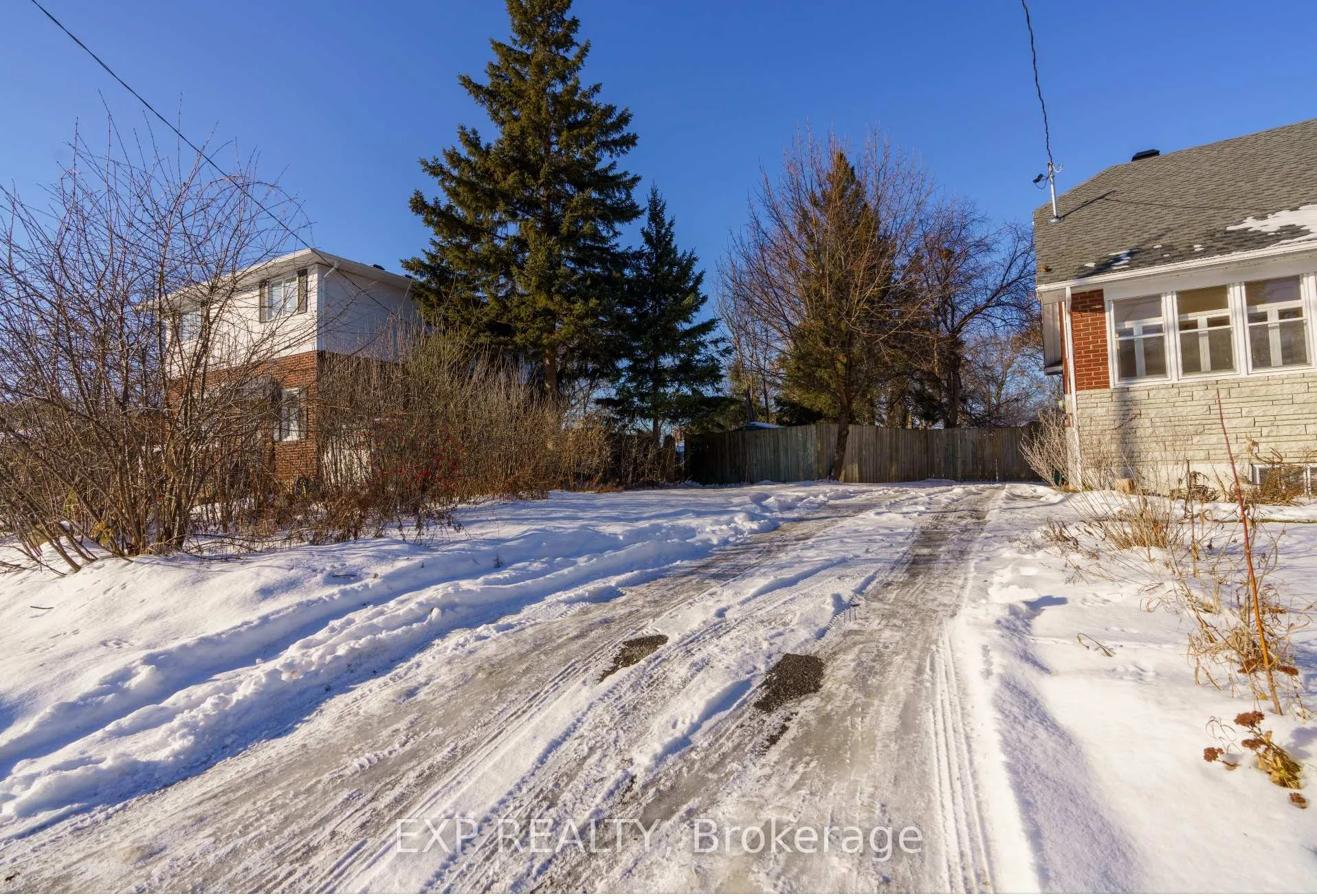 Photo 13 of 1333 Kitchener Avenue, Ottawa, Ellwood — HOMEH