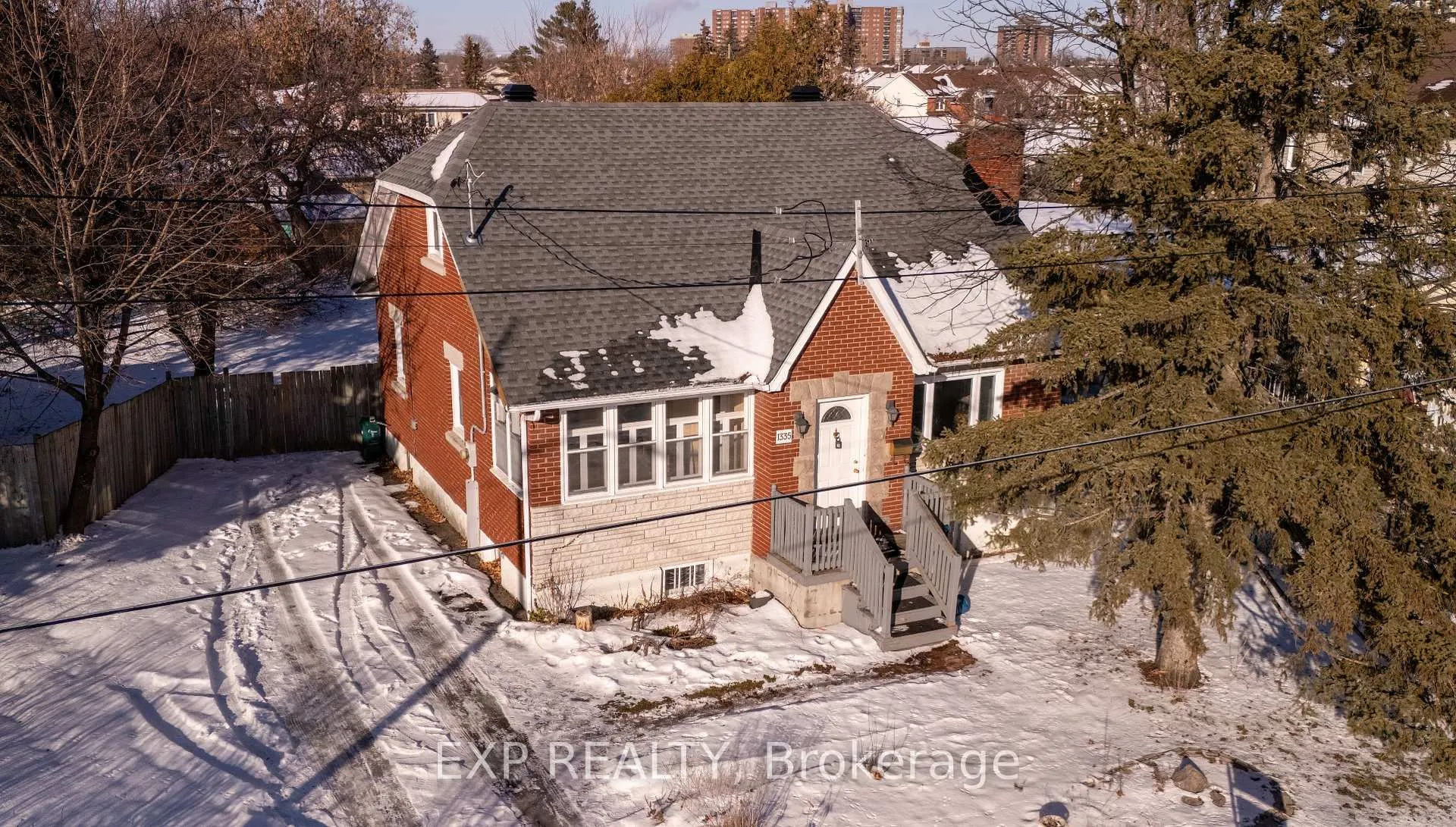 Photo 14 of 1333 Kitchener Avenue, Ottawa, Ellwood — HOMEH