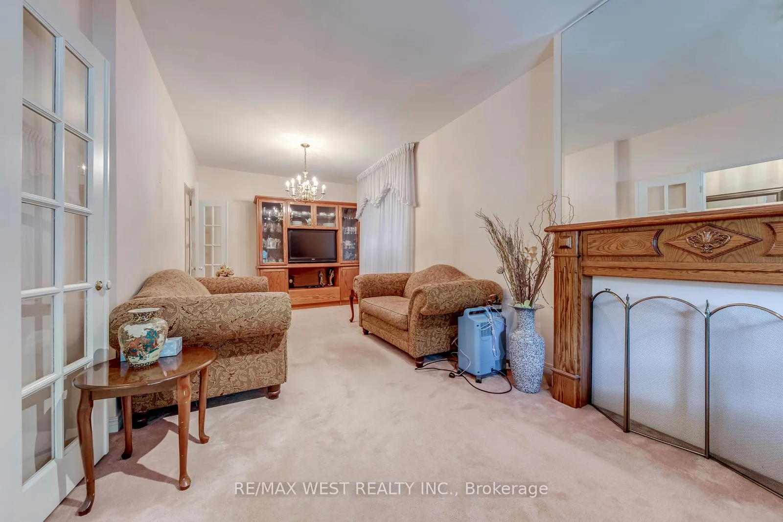 Photo 11 of 170 Pacific Avenue, Toronto, High Park North — HOMEH