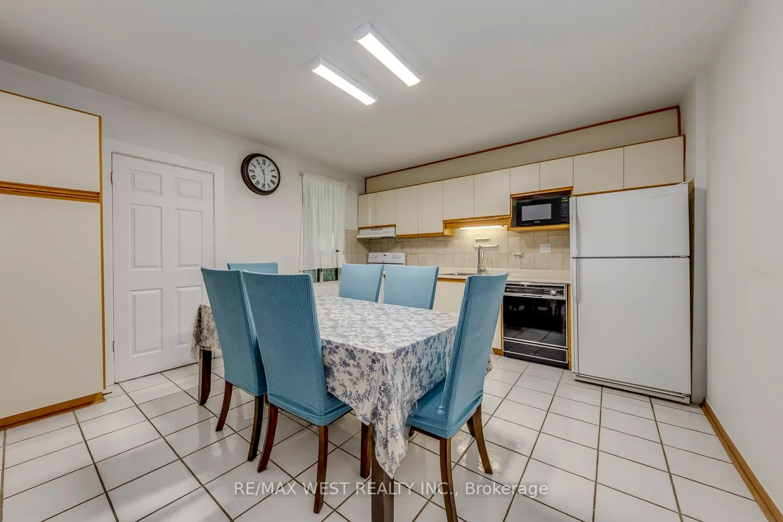 Photo 16 of 170 Pacific Avenue, Toronto, High Park North — HOMEH