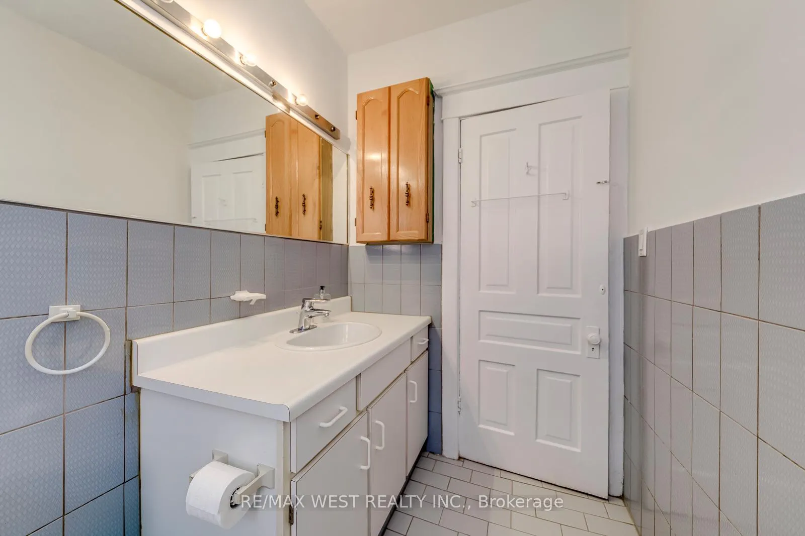 Photo 35 of 170 Pacific Avenue, Toronto, High Park North — HOMEH