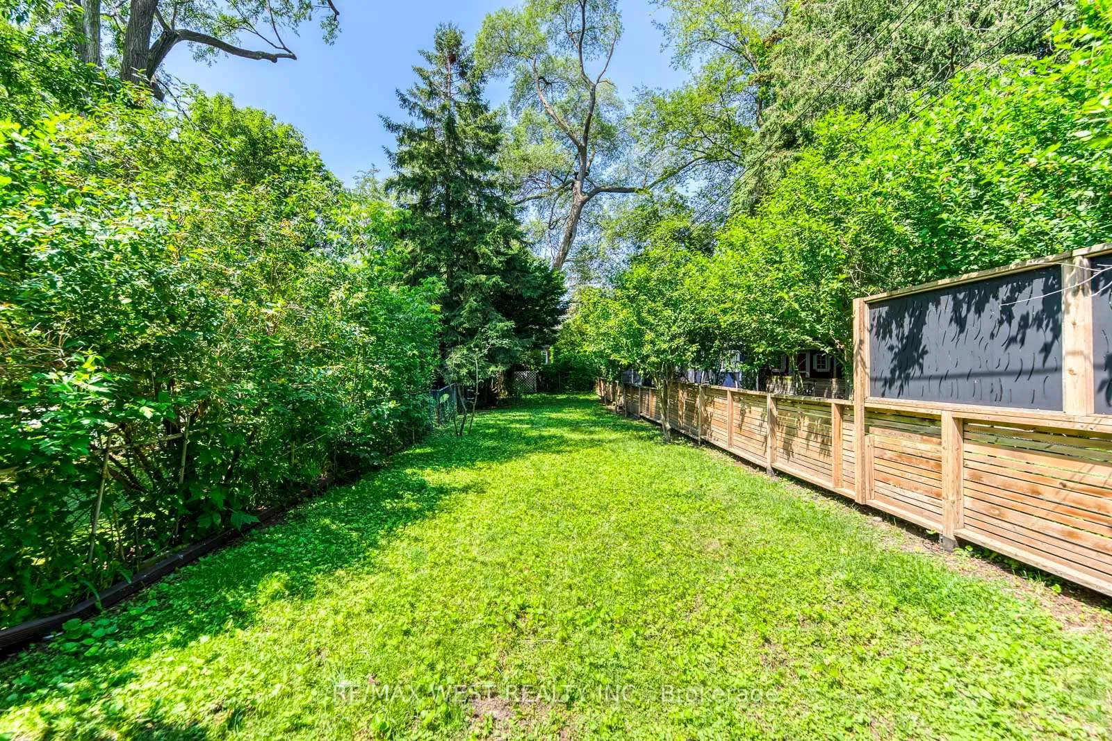 Photo 40 of 170 Pacific Avenue, Toronto, High Park North — HOMEH