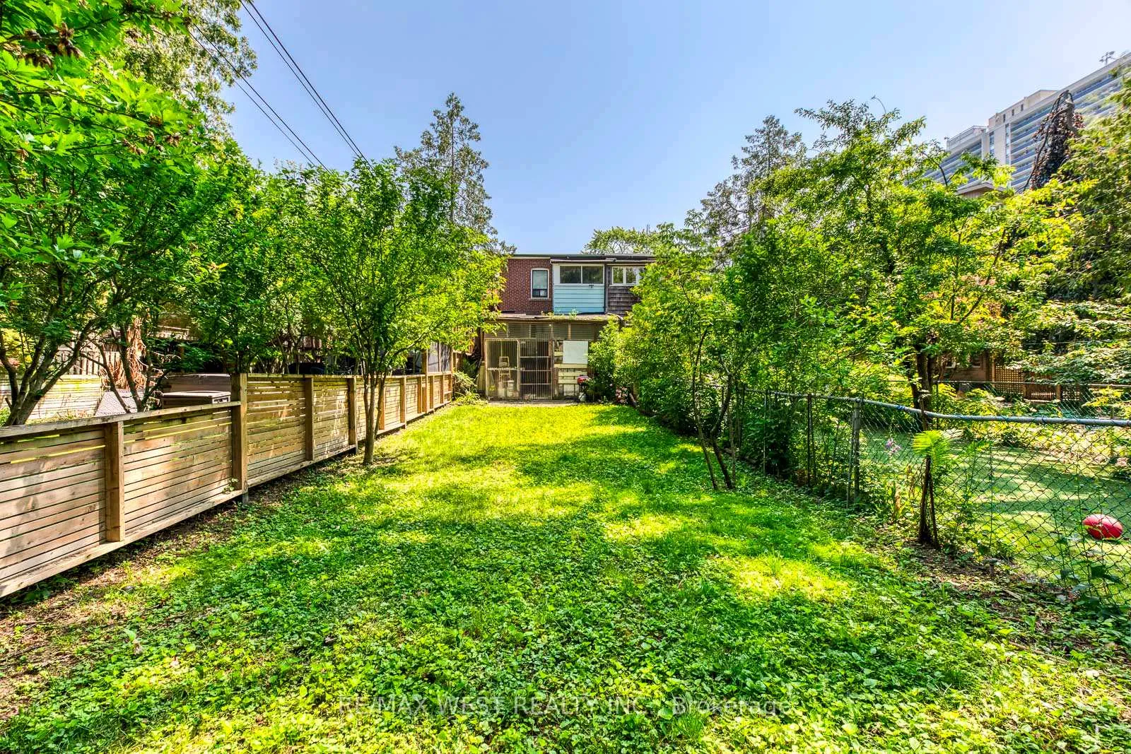 Photo 45 of 170 Pacific Avenue, Toronto, High Park North — HOMEH