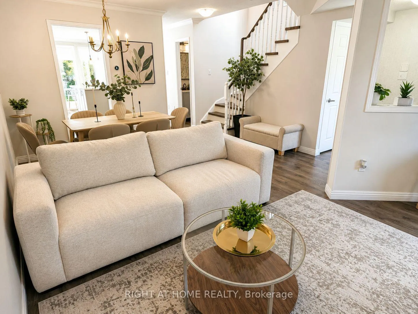 Photo 9 of 267 Pinnacle Trail, Aurora, Bayview Wellington — HOMEH