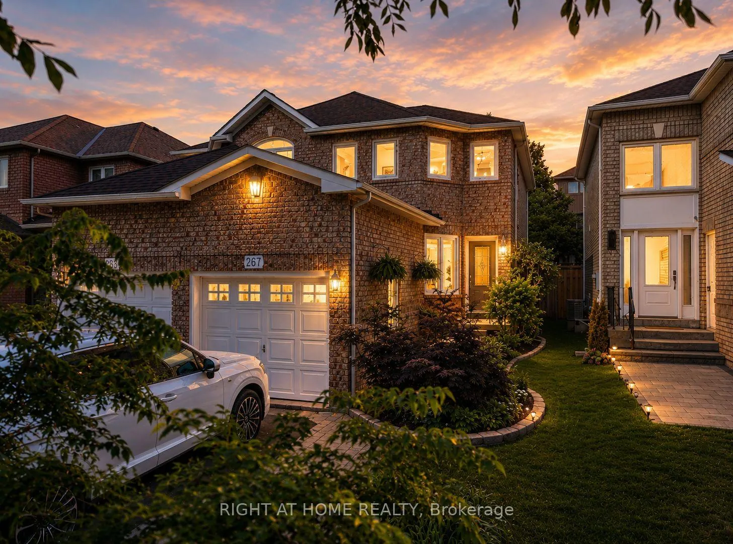Photo 34 of 267 Pinnacle Trail, Aurora, Bayview Wellington — HOMEH