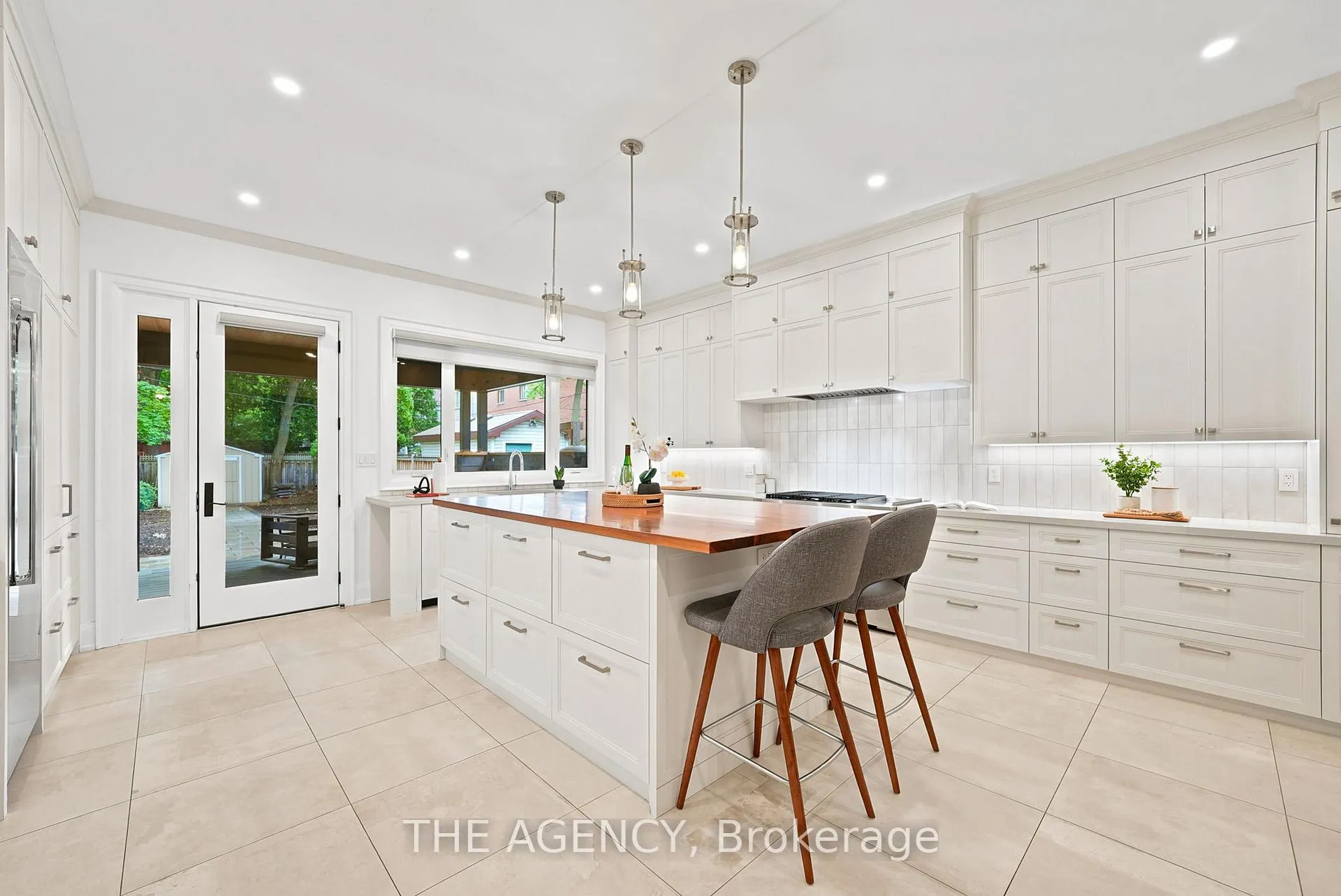 Photo 9 of 418 Soudan Avenue, Toronto, Mount Pleasant East — HOMEH