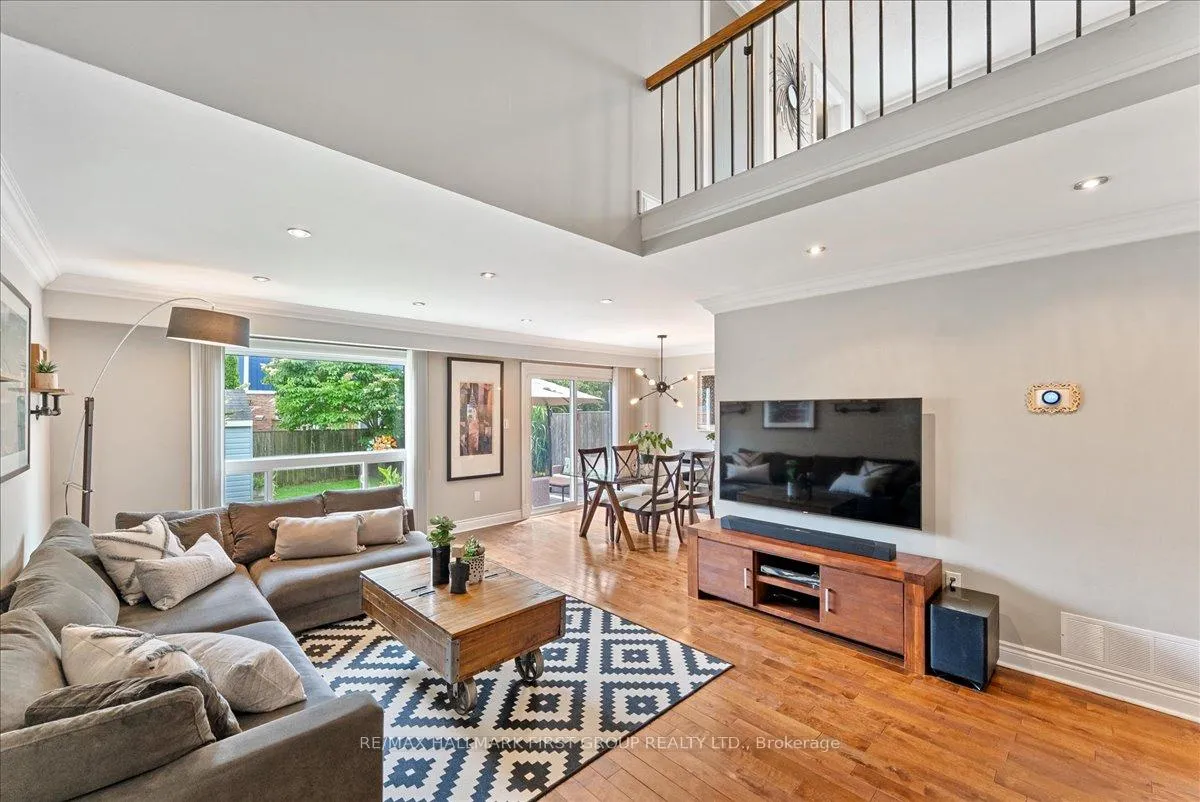 Photo 6 of 1751 Foleyet Crescent, Pickering, Liverpool — HOMEH