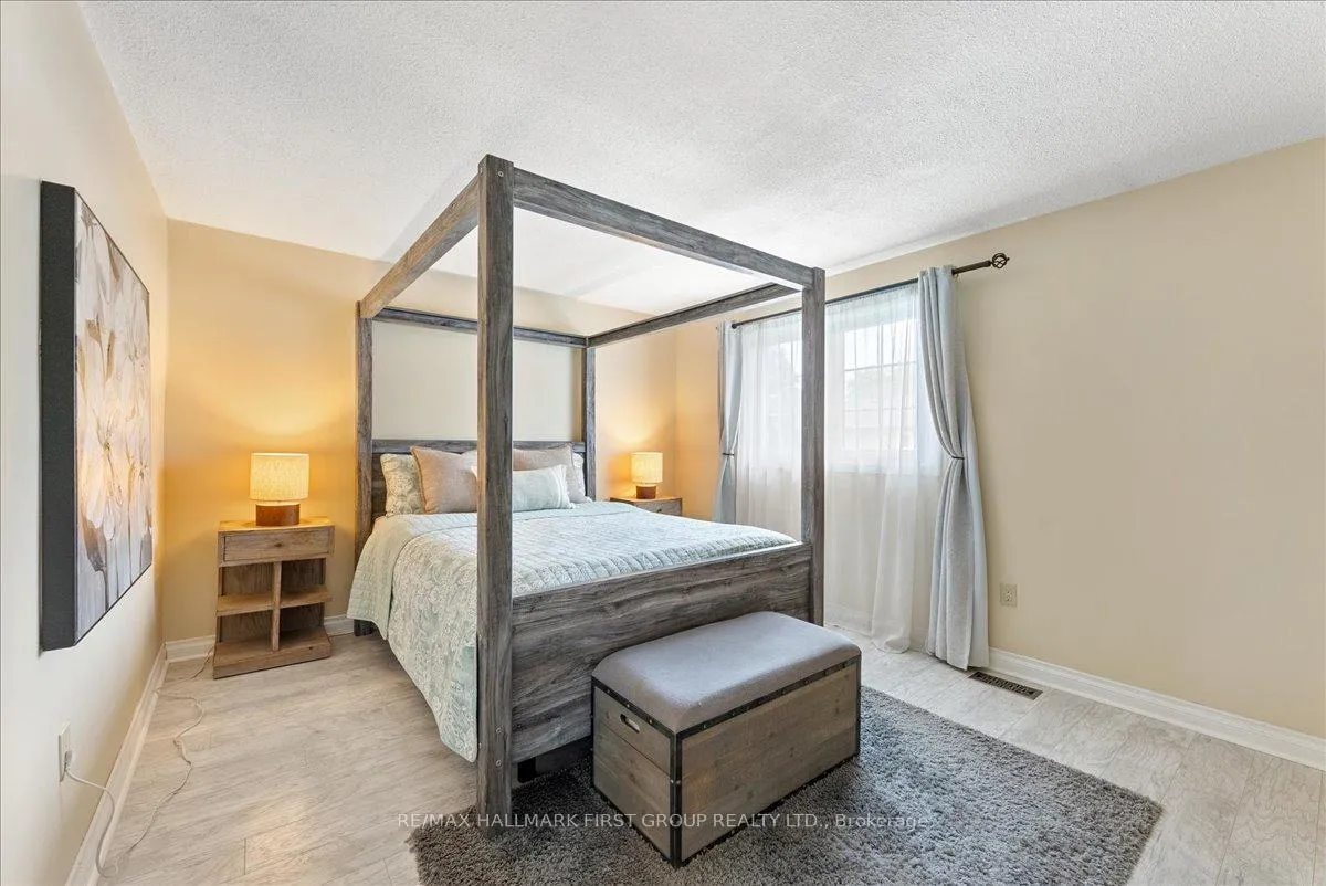 Photo 22 of 1751 Foleyet Crescent, Pickering, Liverpool — HOMEH