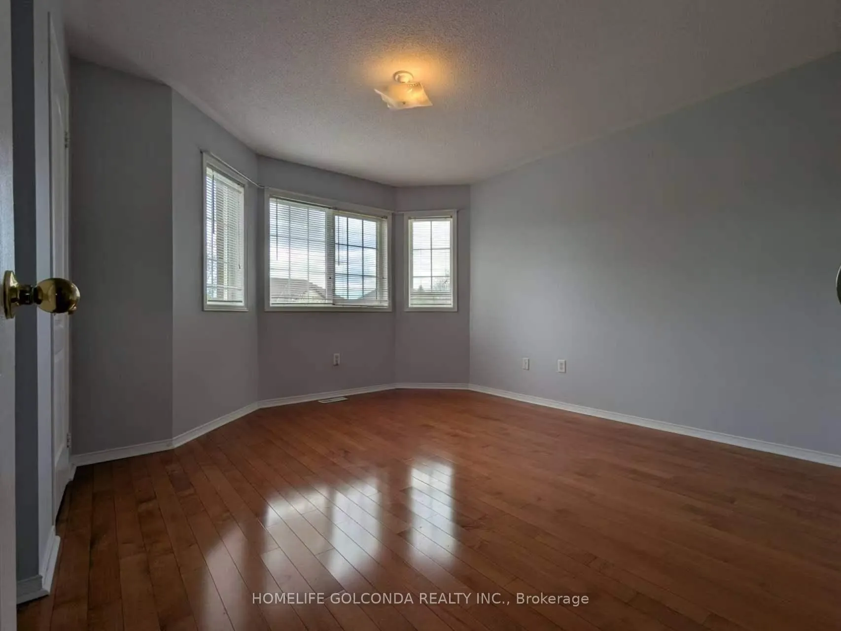 Photo 10 of 56 Elmrill Road, Markham, Berczy — HOMEH