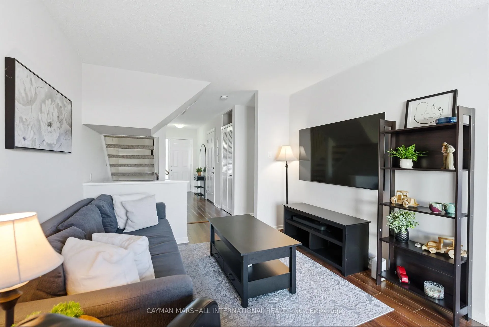 Photo 2 of 44 Jenkins Lane, Ajax, South East — HOMEH