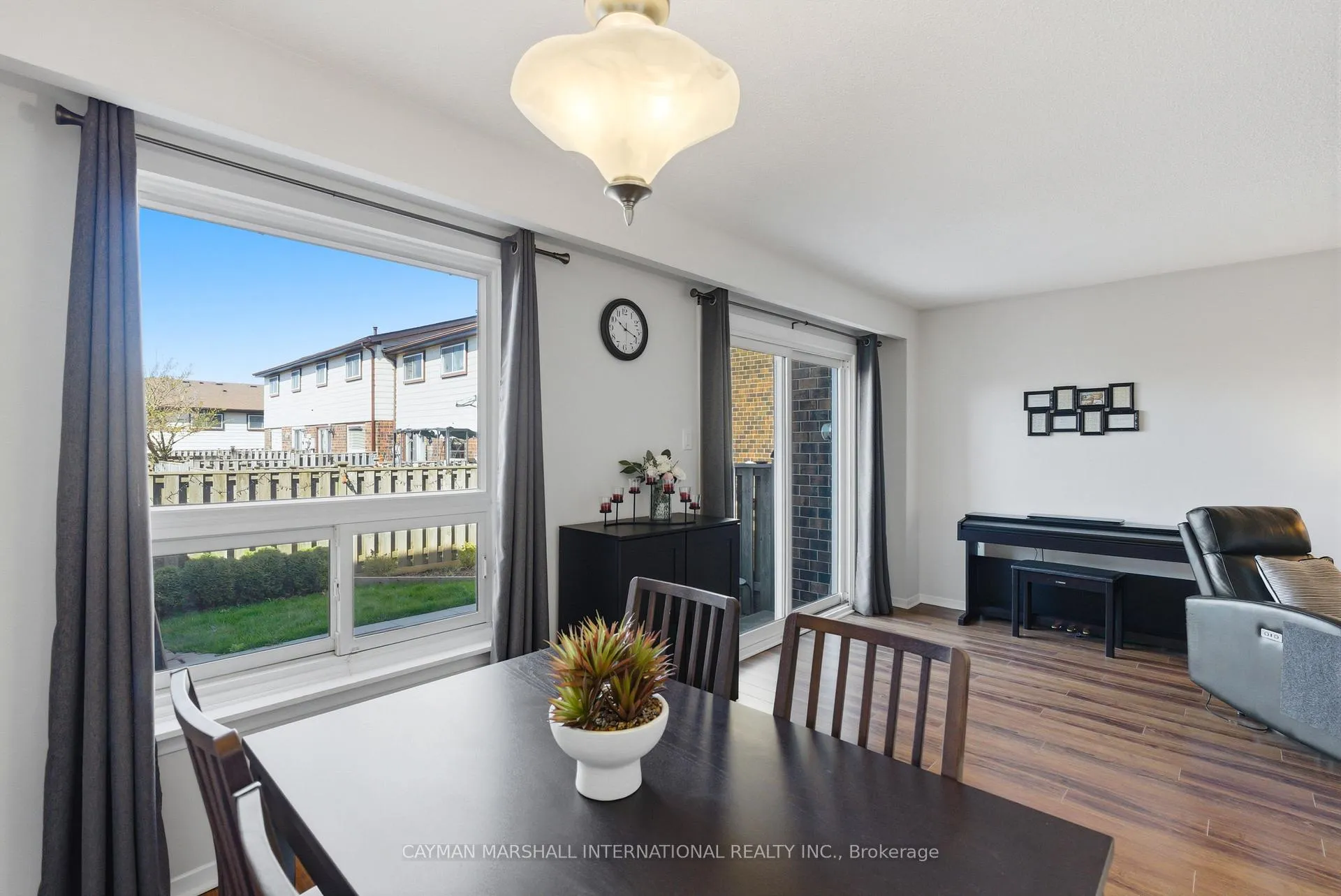 Photo 7 of 44 Jenkins Lane, Ajax, South East — HOMEH