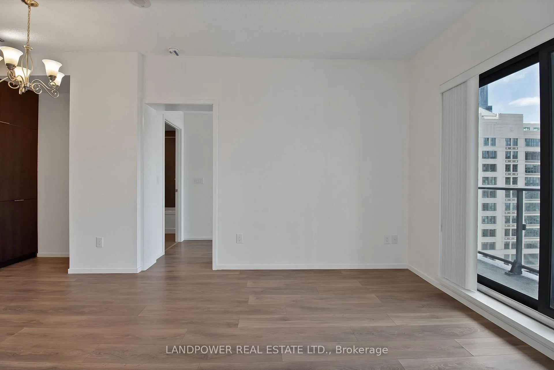 Photo 6 of Unit 1107, 159 Dundas Street E, Toronto, Church-Yonge Corridor — HOMEH