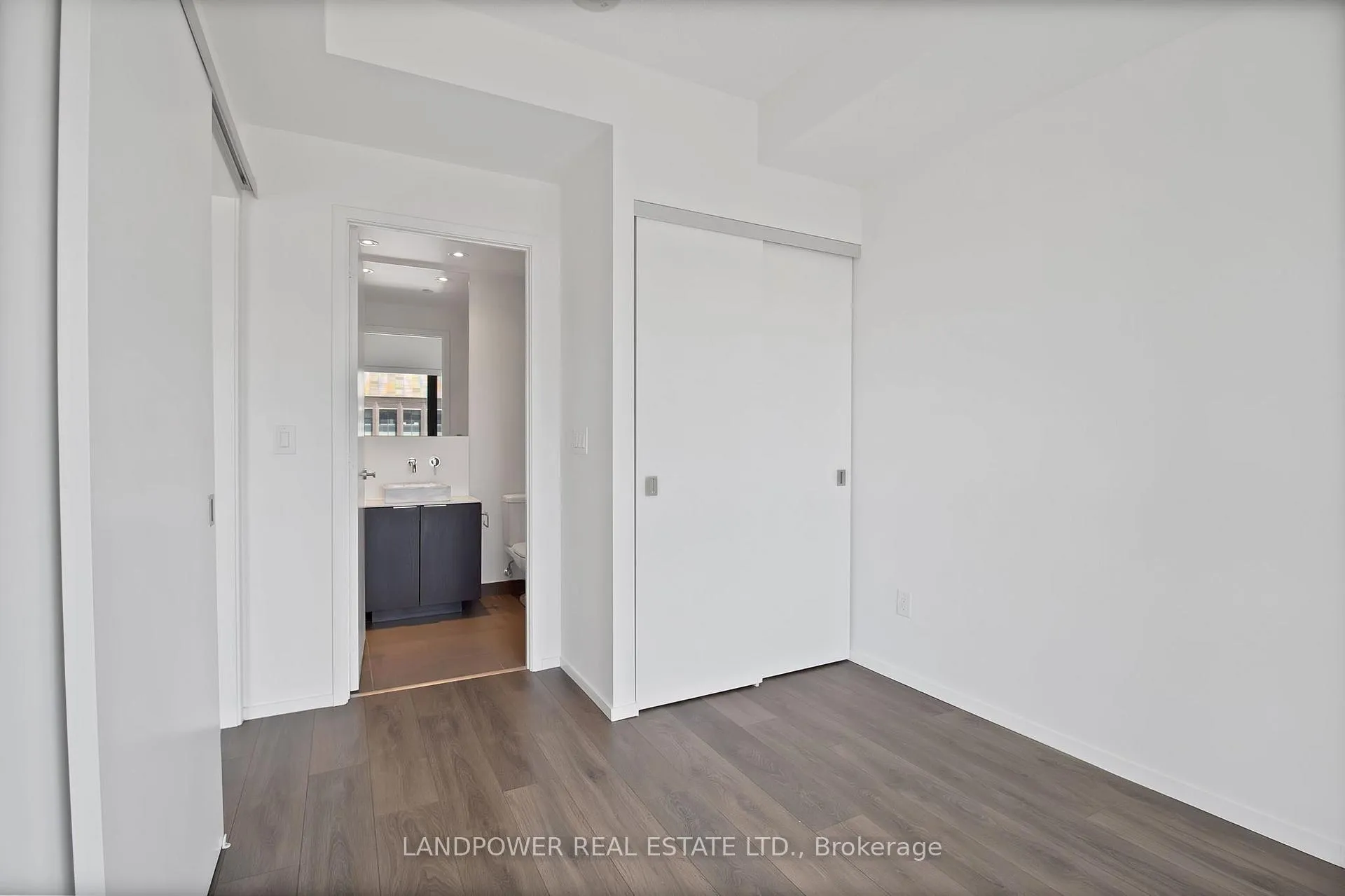 Photo 8 of Unit 1107, 159 Dundas Street E, Toronto, Church-Yonge Corridor — HOMEH