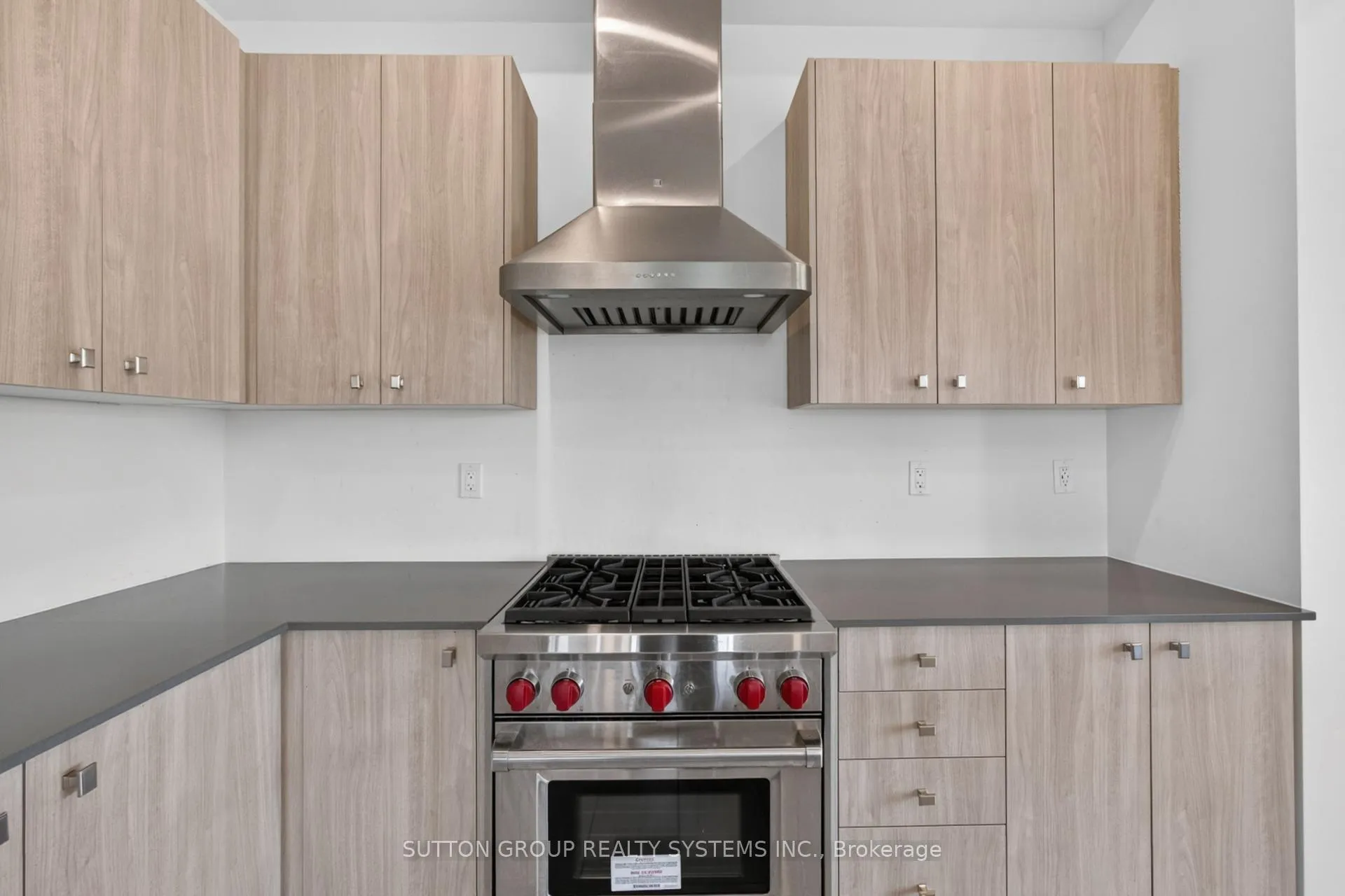 Photo 16 of 598 Kleinburg Summit Way, Vaughan, Kleinburg — HOMEH
