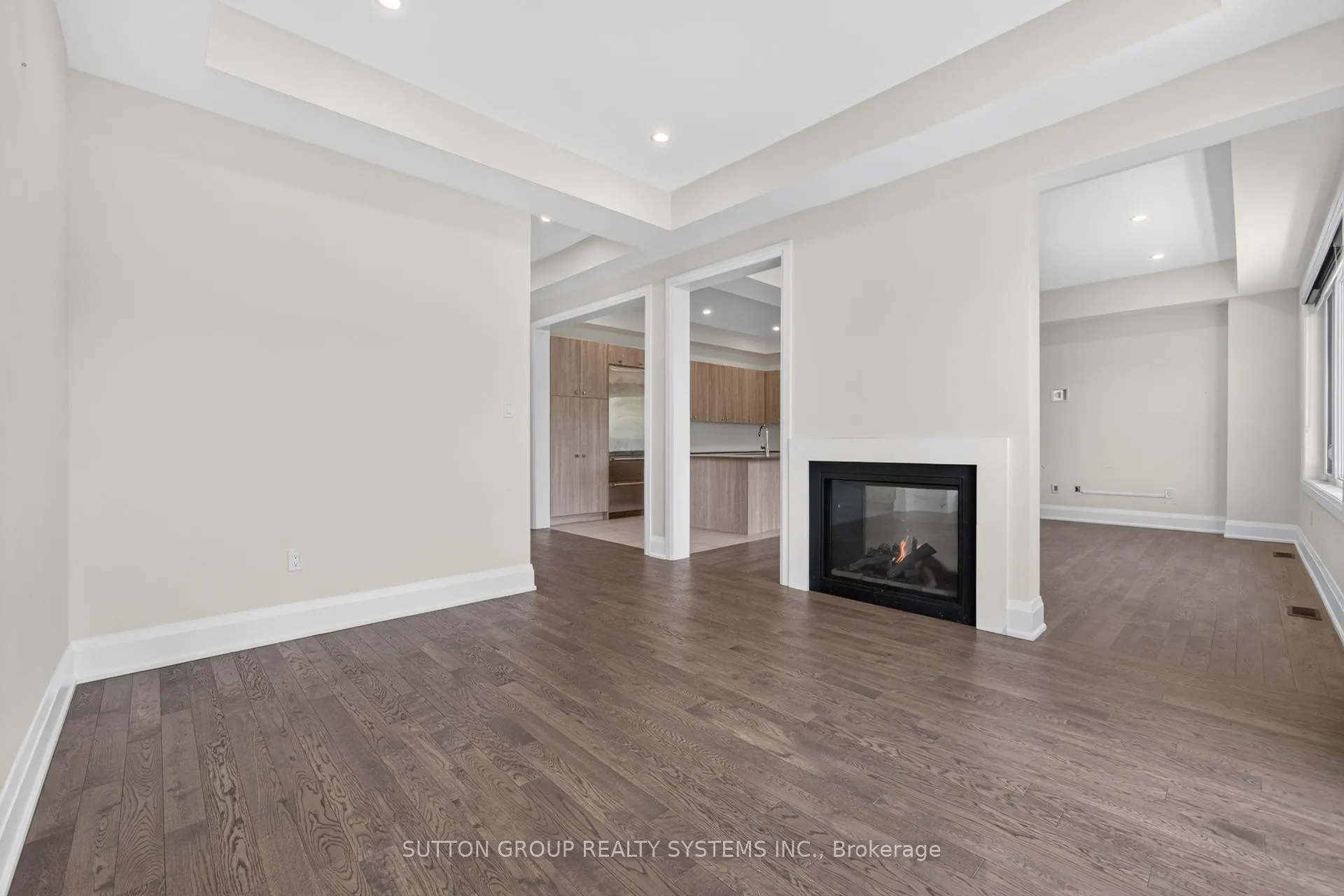 Photo 19 of 598 Kleinburg Summit Way, Vaughan, Kleinburg — HOMEH